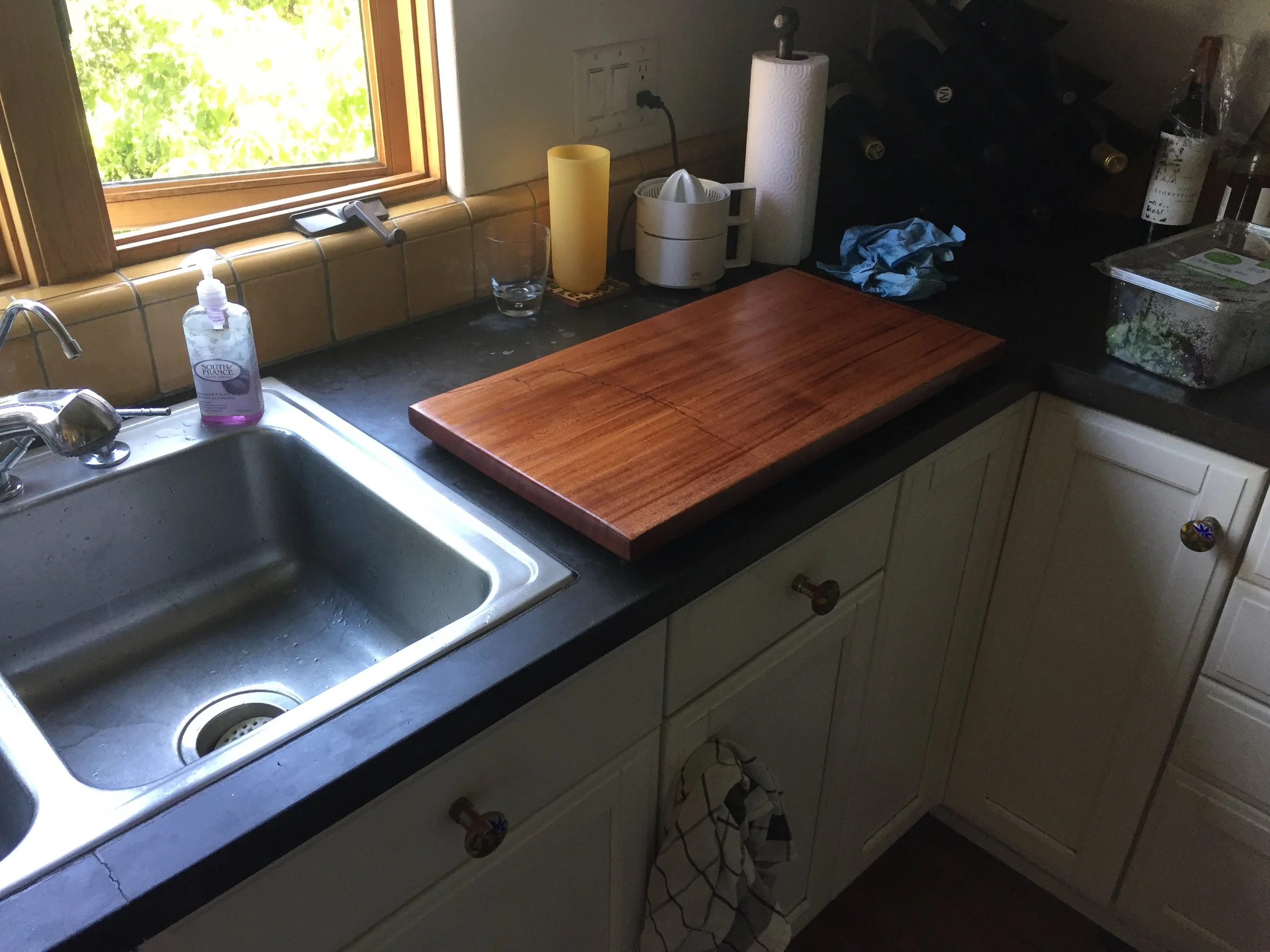 kitchencutingboard2.jpg