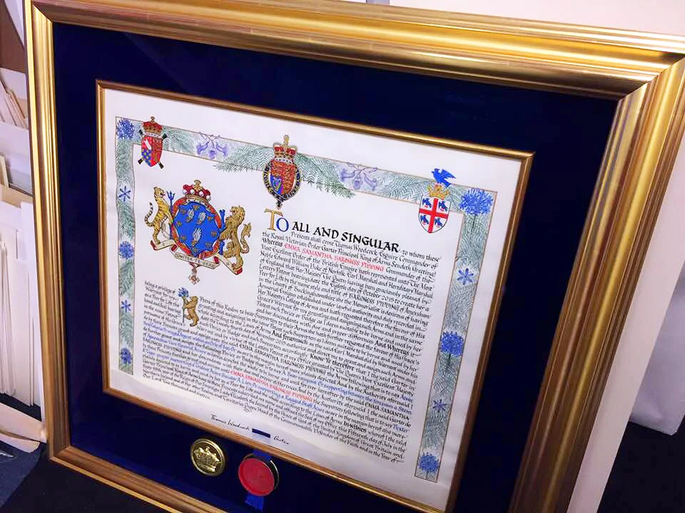 Dark blue velvet. Genuine gold leaf Senelar Avignon frame.
