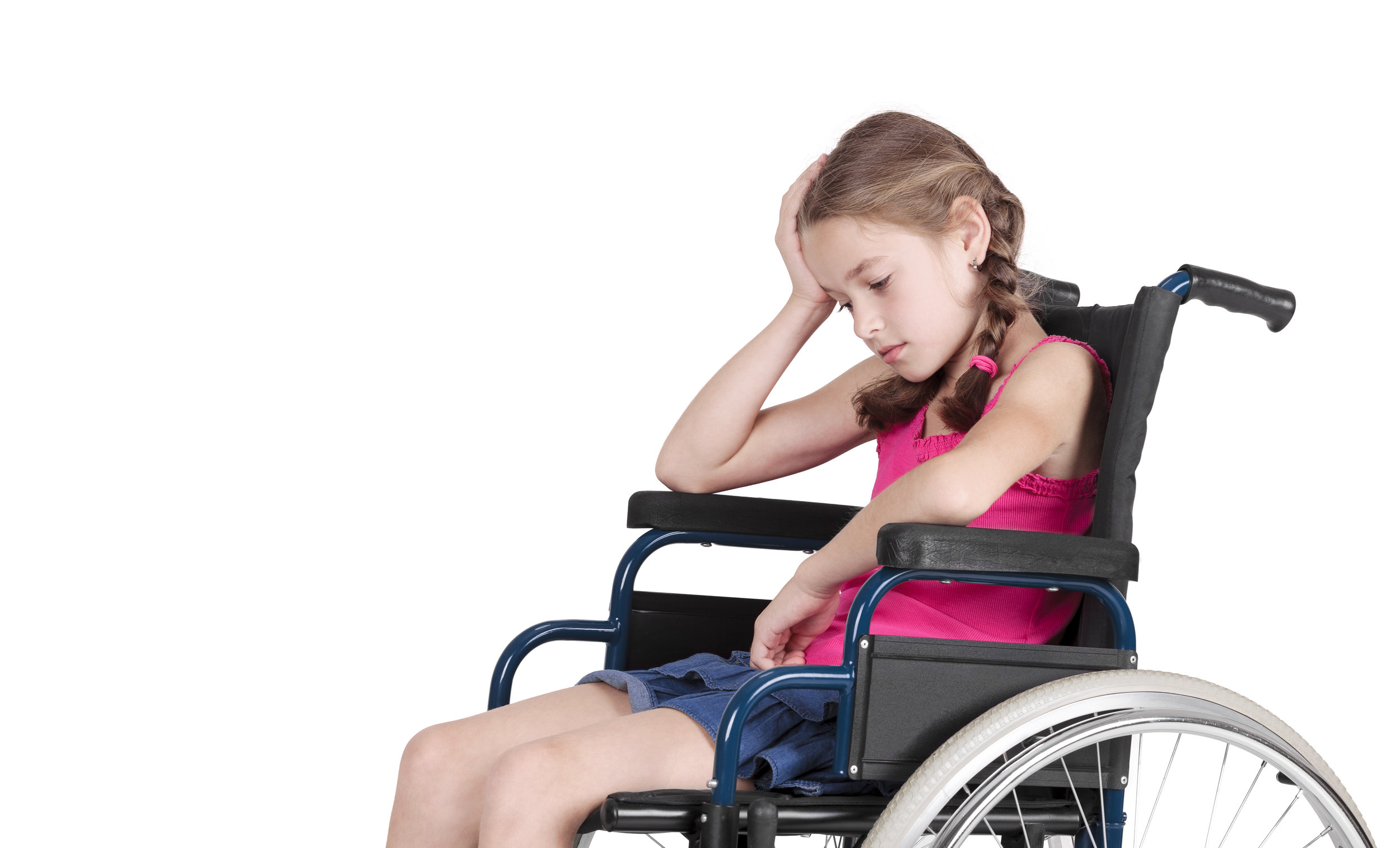Обидел инвалида. Ребенок в инвалидном кресле. Девочка инвалид. Инвалид детства. Девочка в инвалидном кресле.