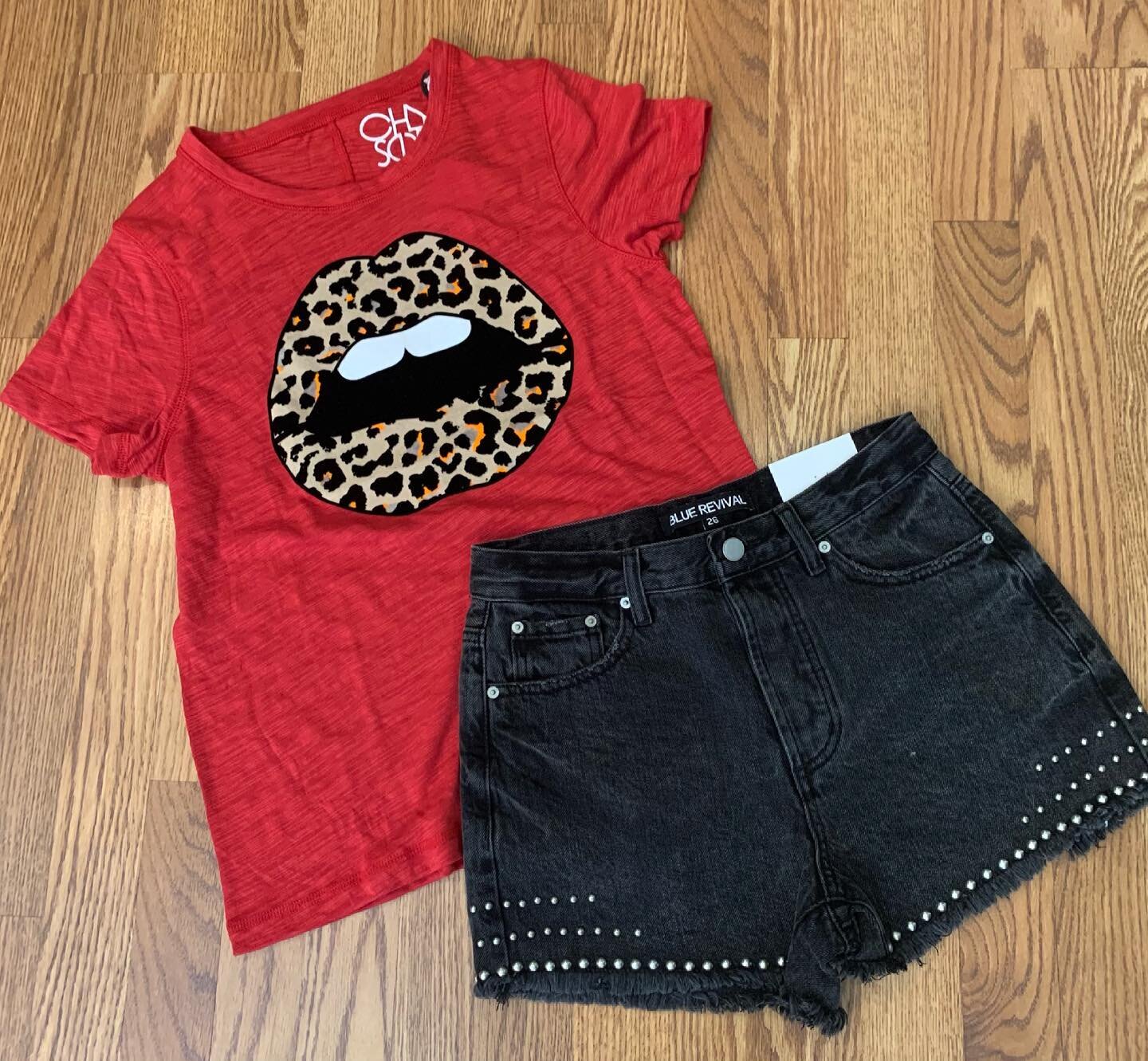 Kisses 💋💋 #tees #newarrivals #shoplocal