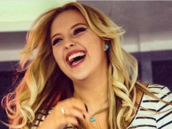 olivia jade girl singer