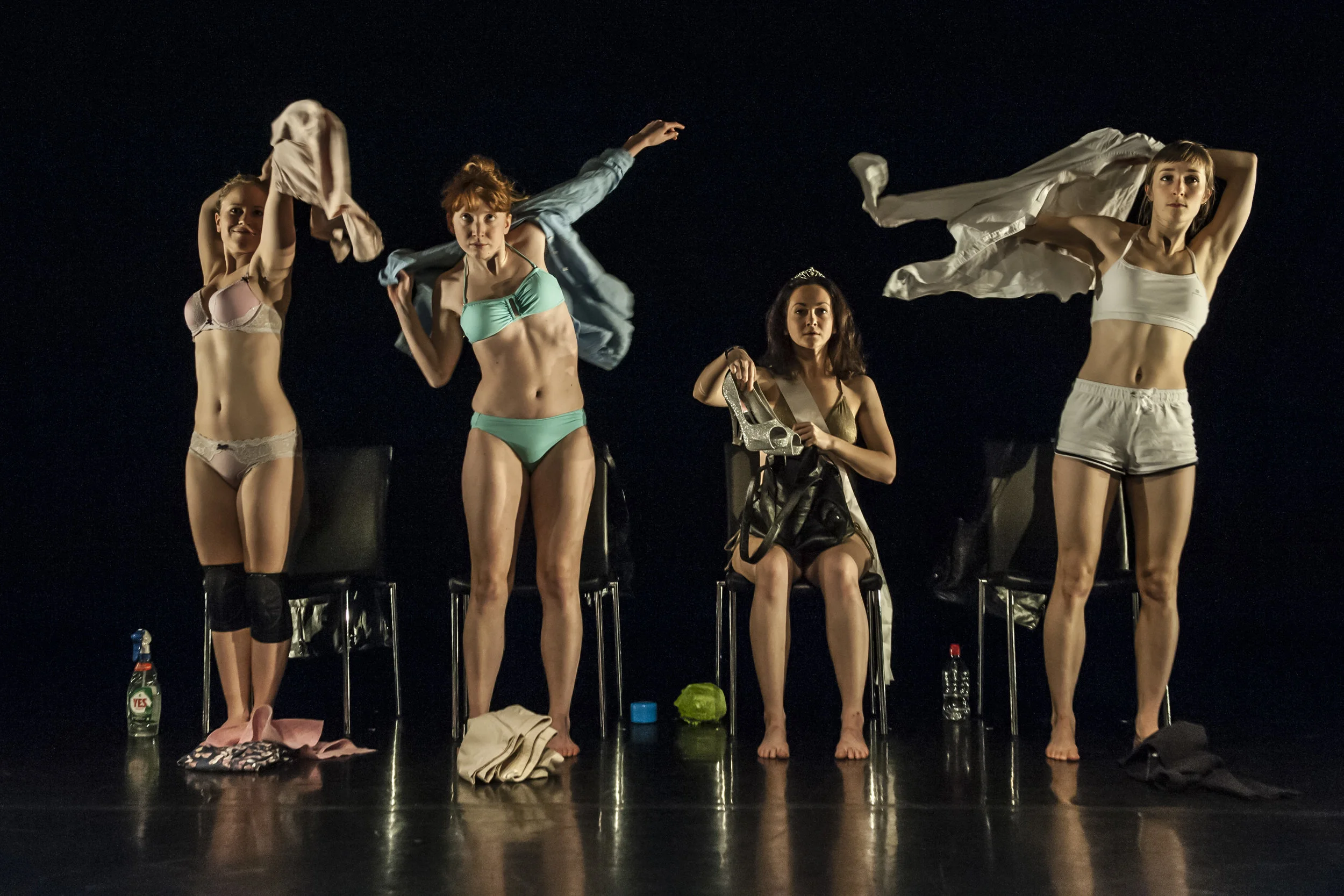 Performing at Resolution! at the Place. Photography by Lidia Crisafulli