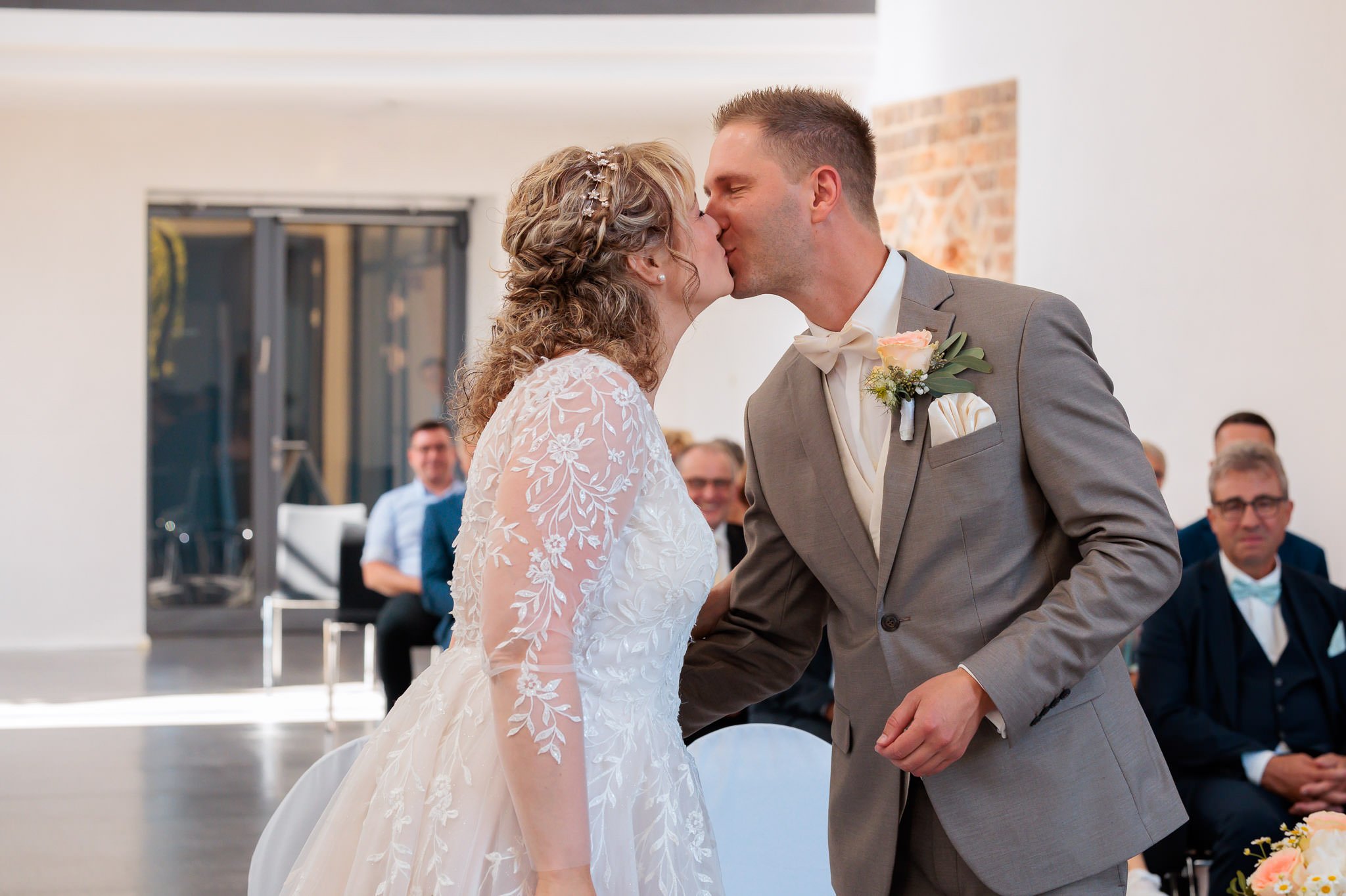 230909_CM_standesamtliche_Hochzeit_Kulturkirche_Luckau_Feier_Spreewald_Lehde_Brandenburg_web_0013.jpg