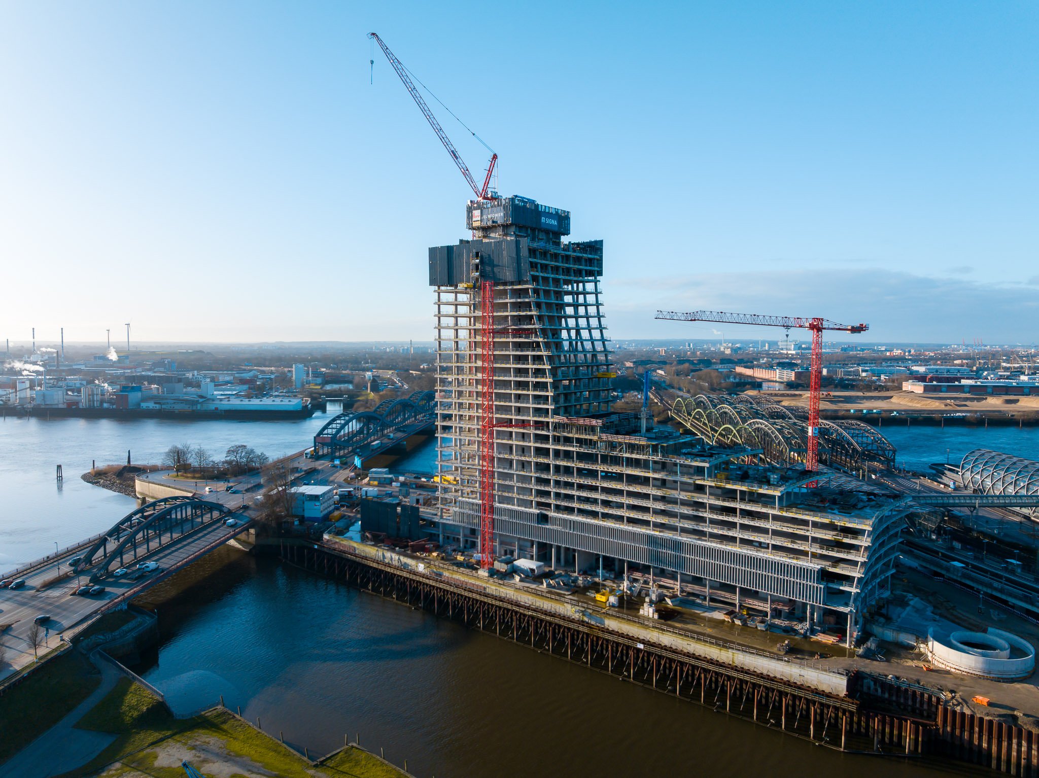 250131_Drohne_Elbtower_Hafencity_web_0001.jpg