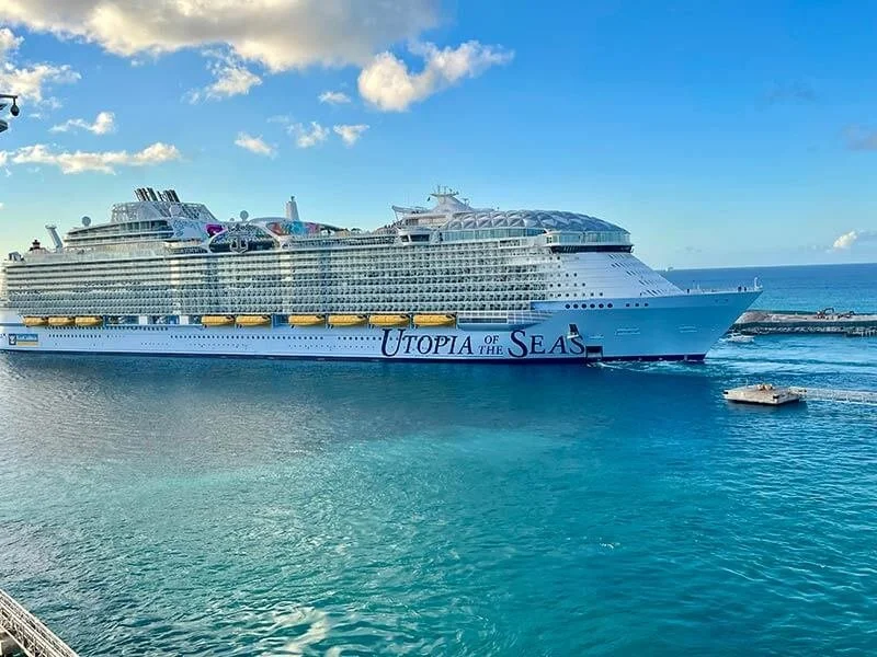 0325-utopia-of-the-seas.jpg