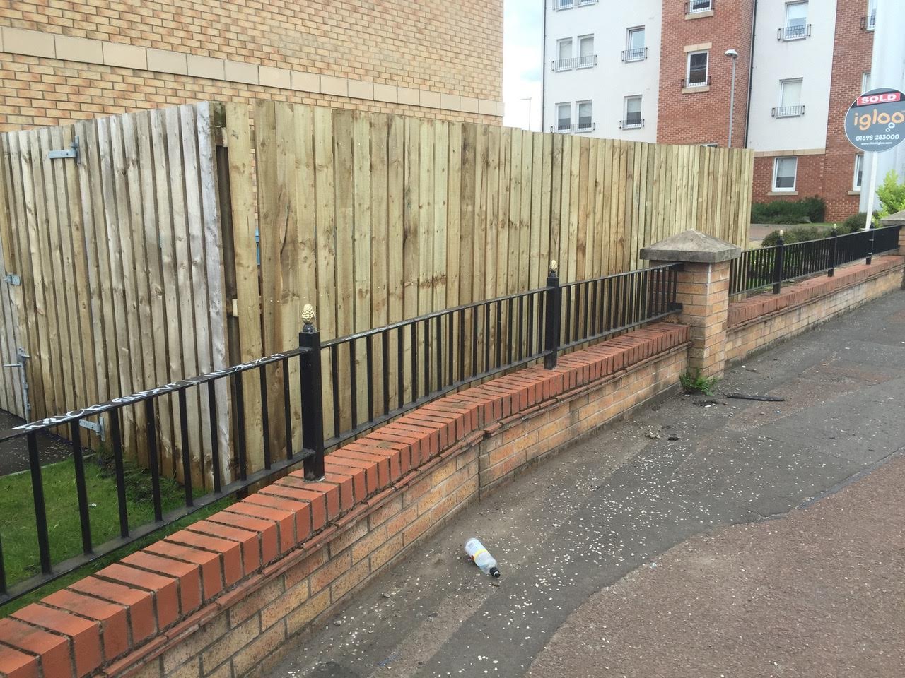 Crack_investigation_monitoring_glasgow.jpg