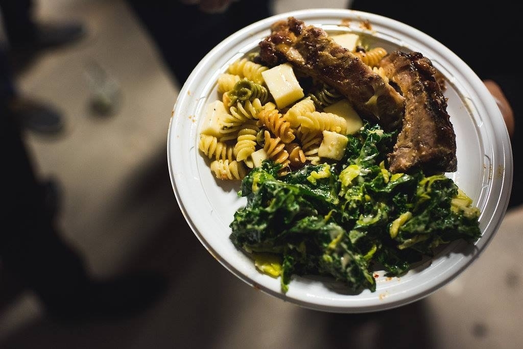 Plate w:greens.jpg