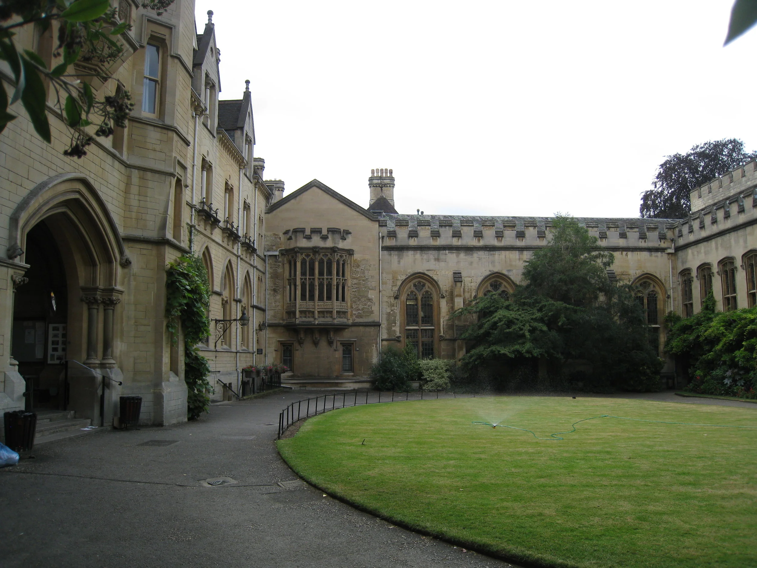  Balliol College--Main Quad 