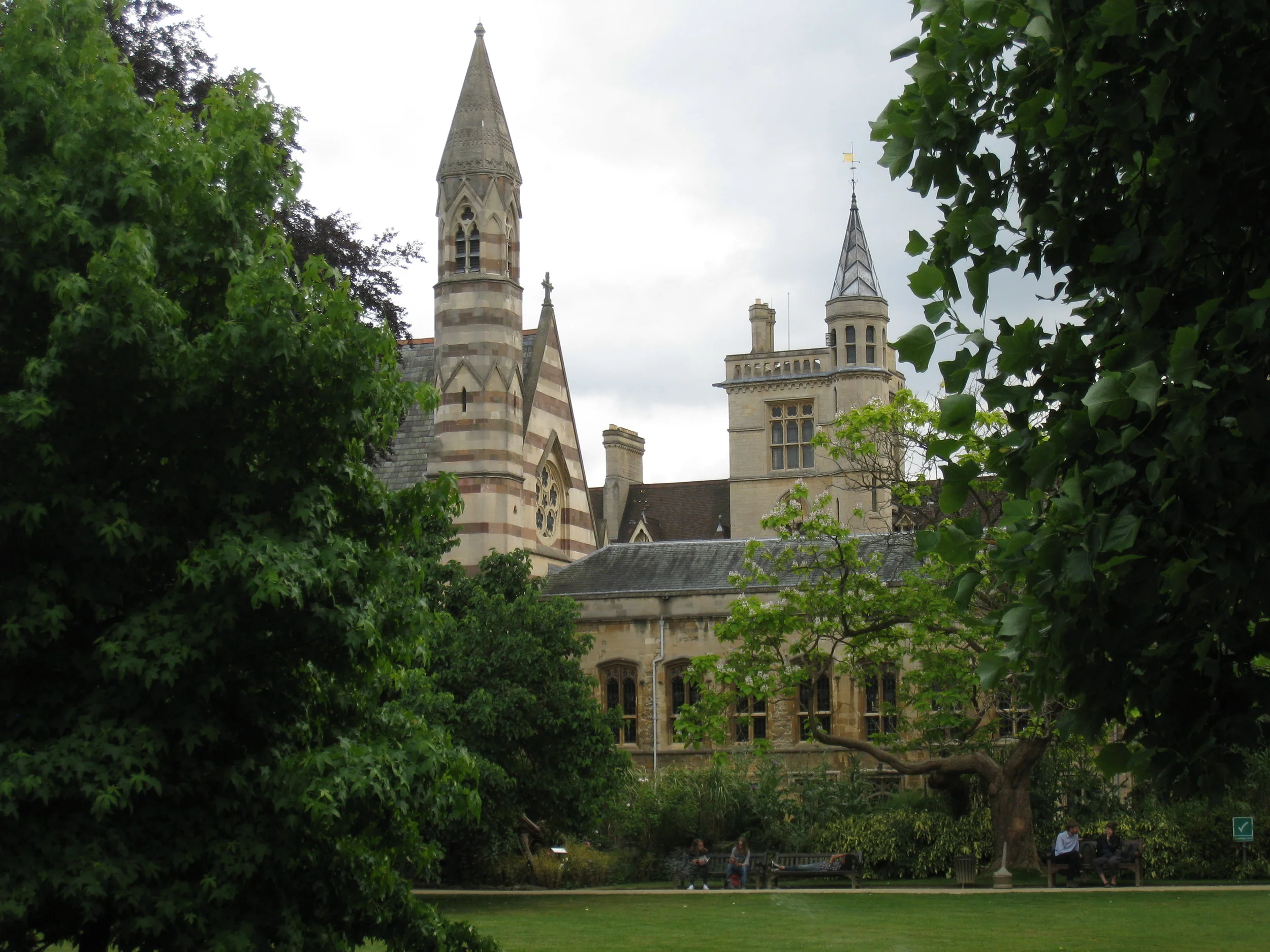  Balliol College--Grounds and buildings 