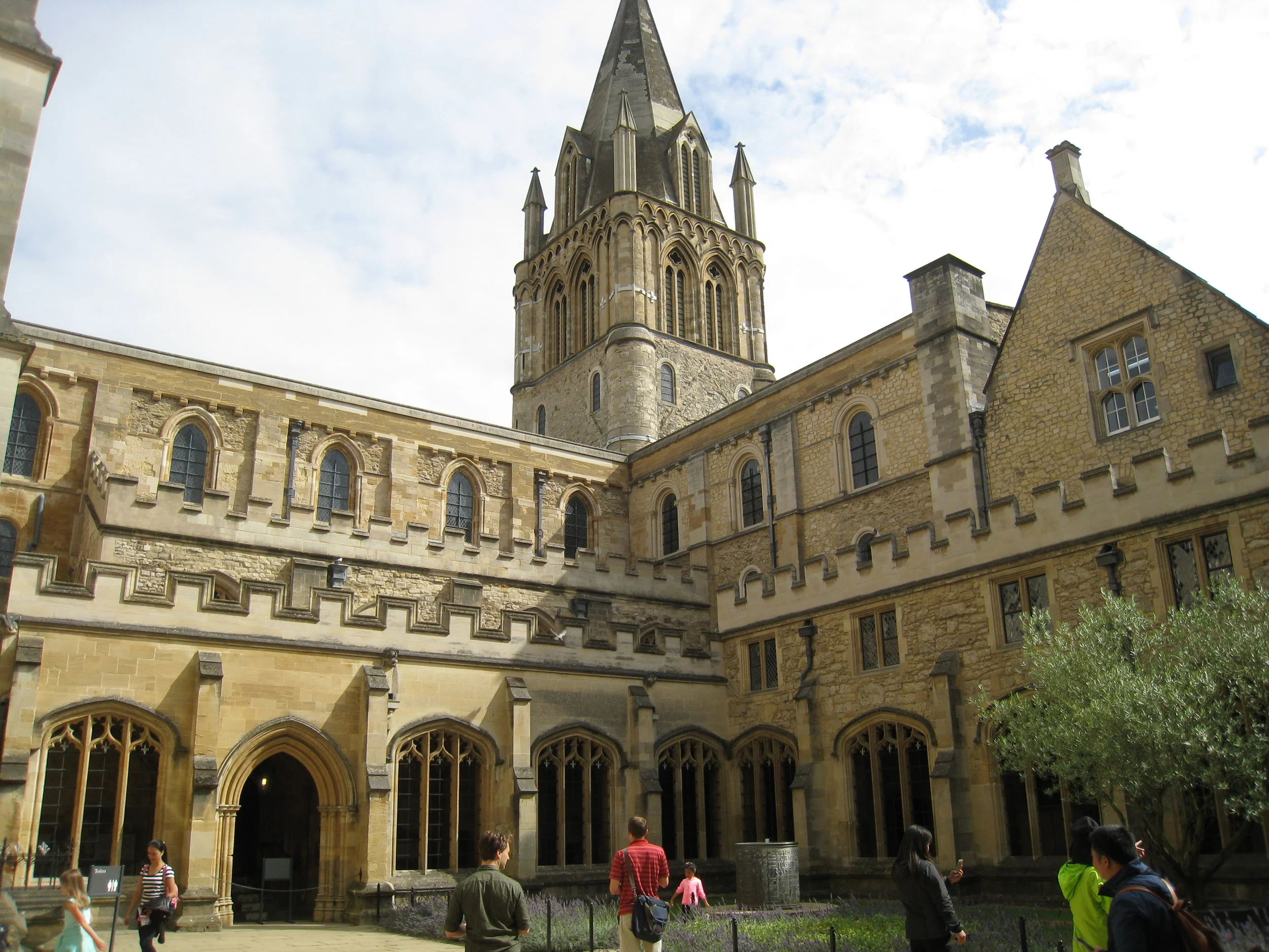  Christ Church College--Entrance Quad 