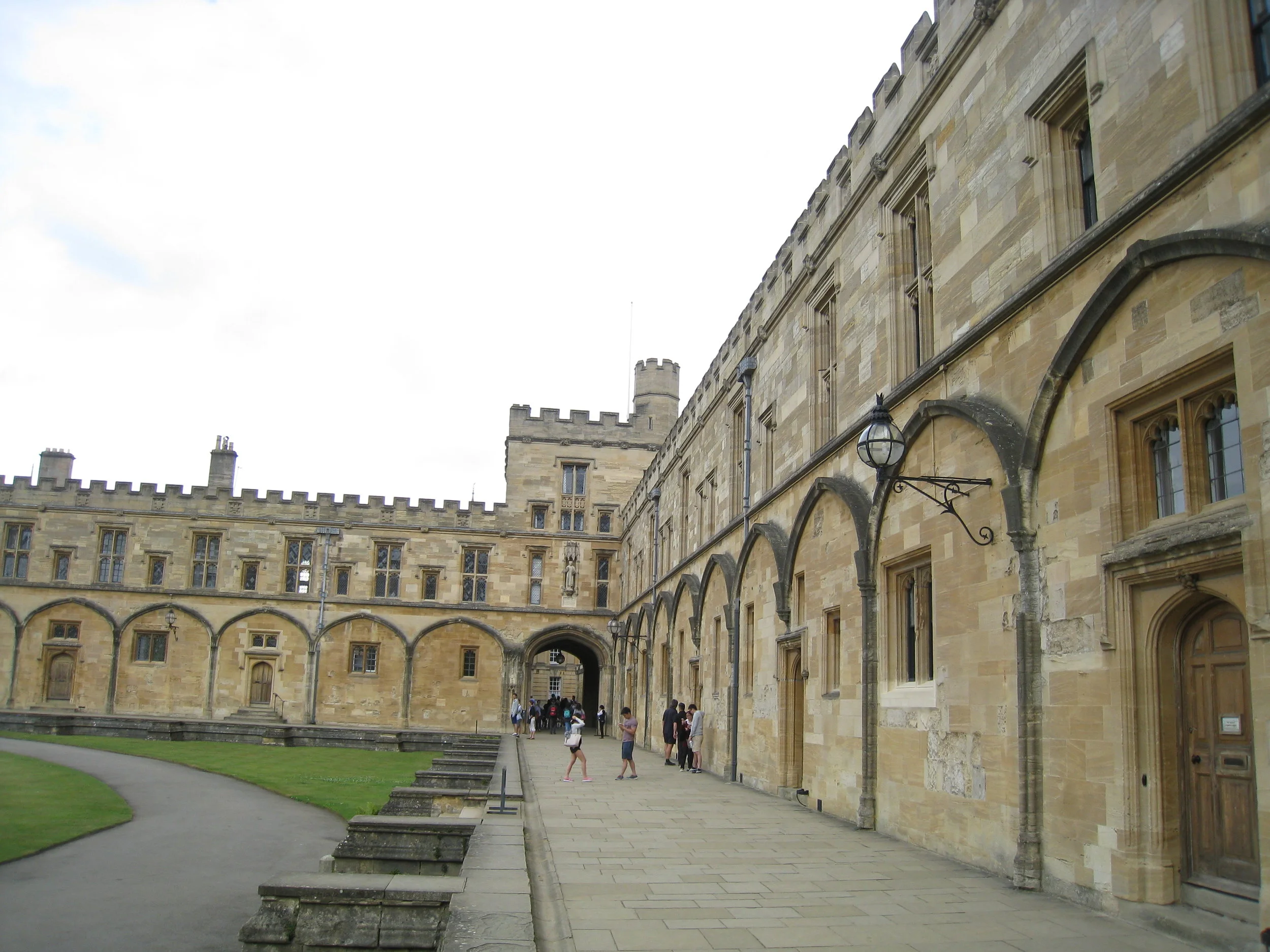  Christ Church College--Grounds and dorms 