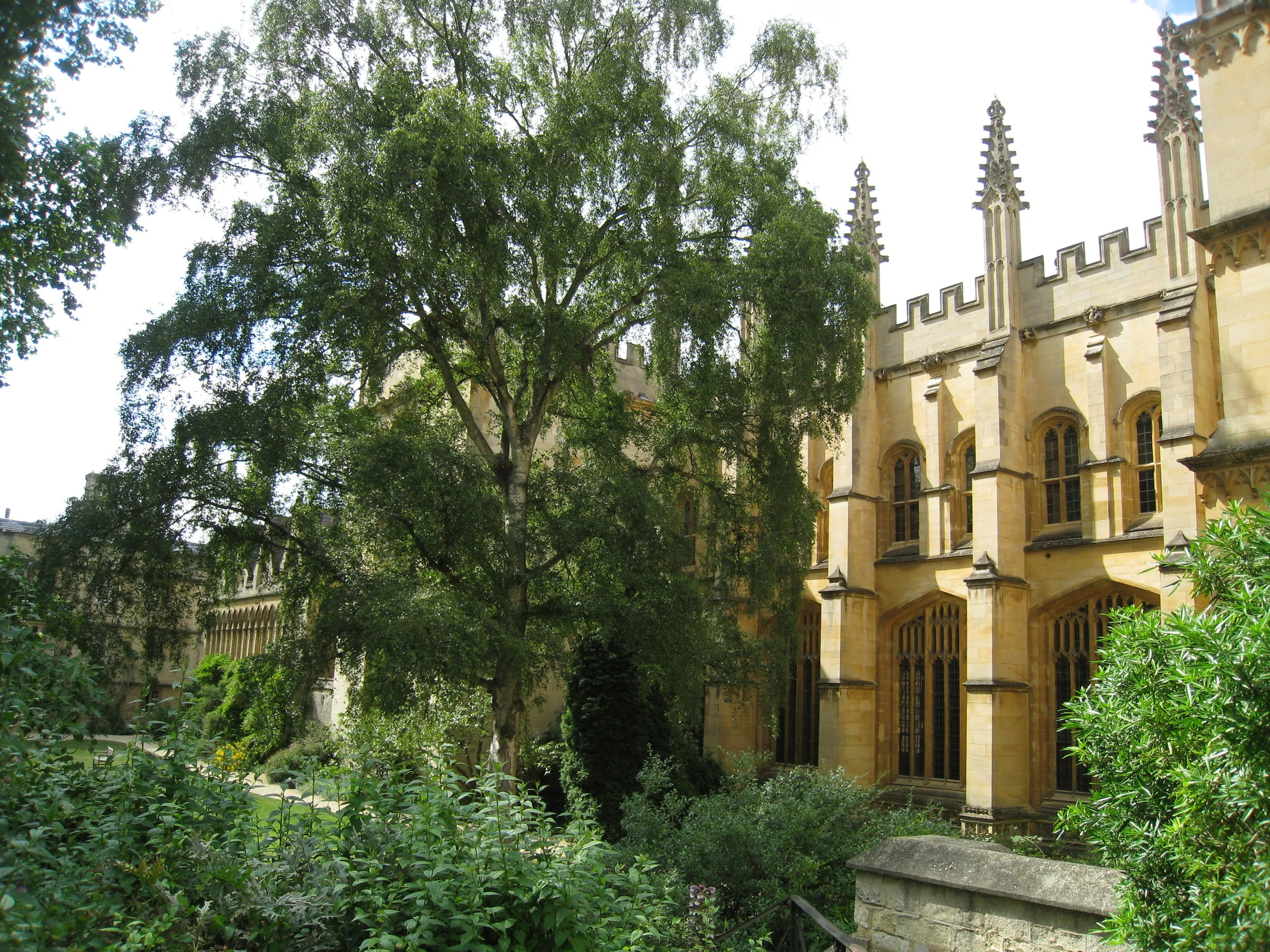  Exeter College--Grounds and dorms 