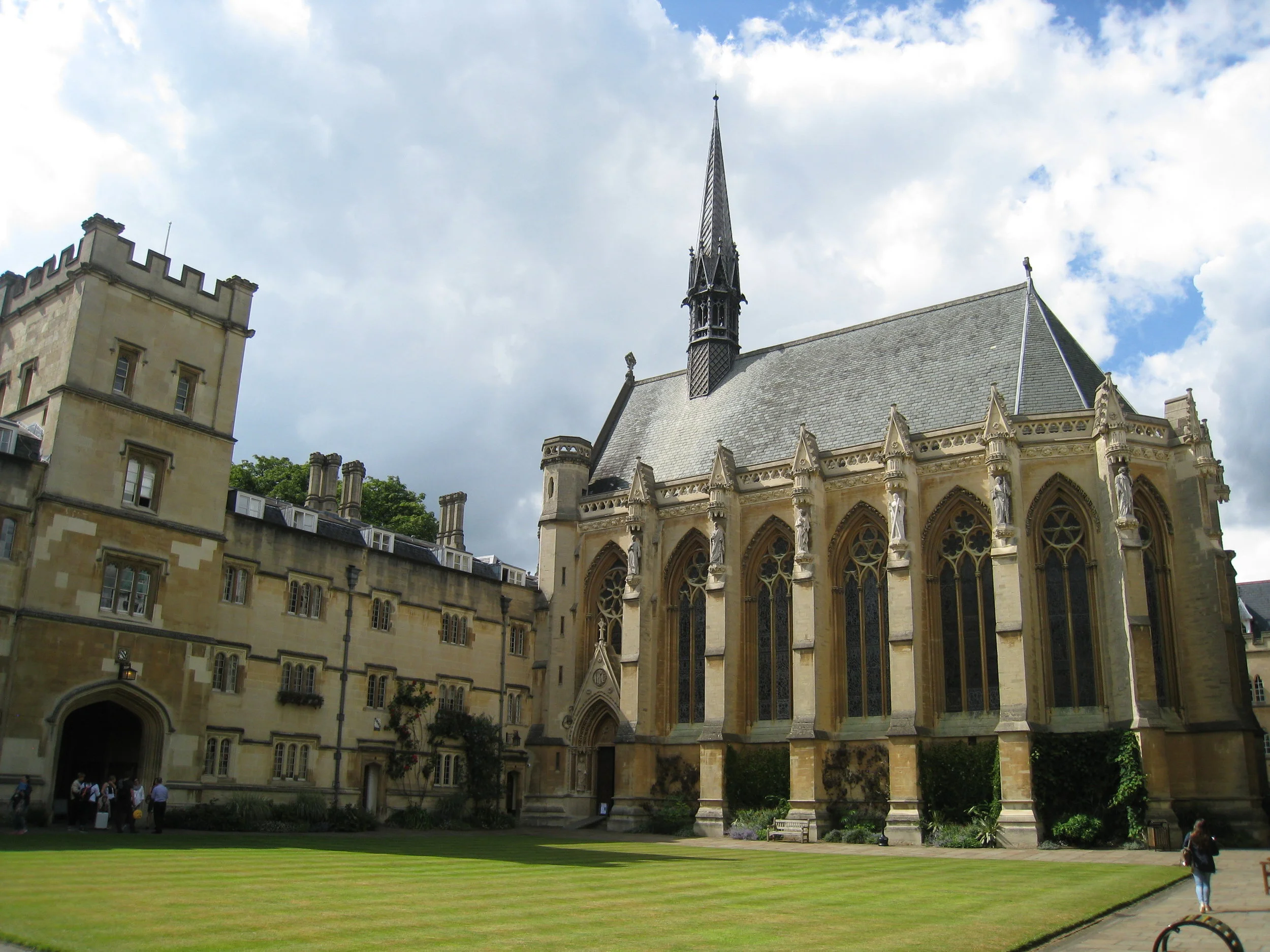  Exeter College--Grounds and chapel 