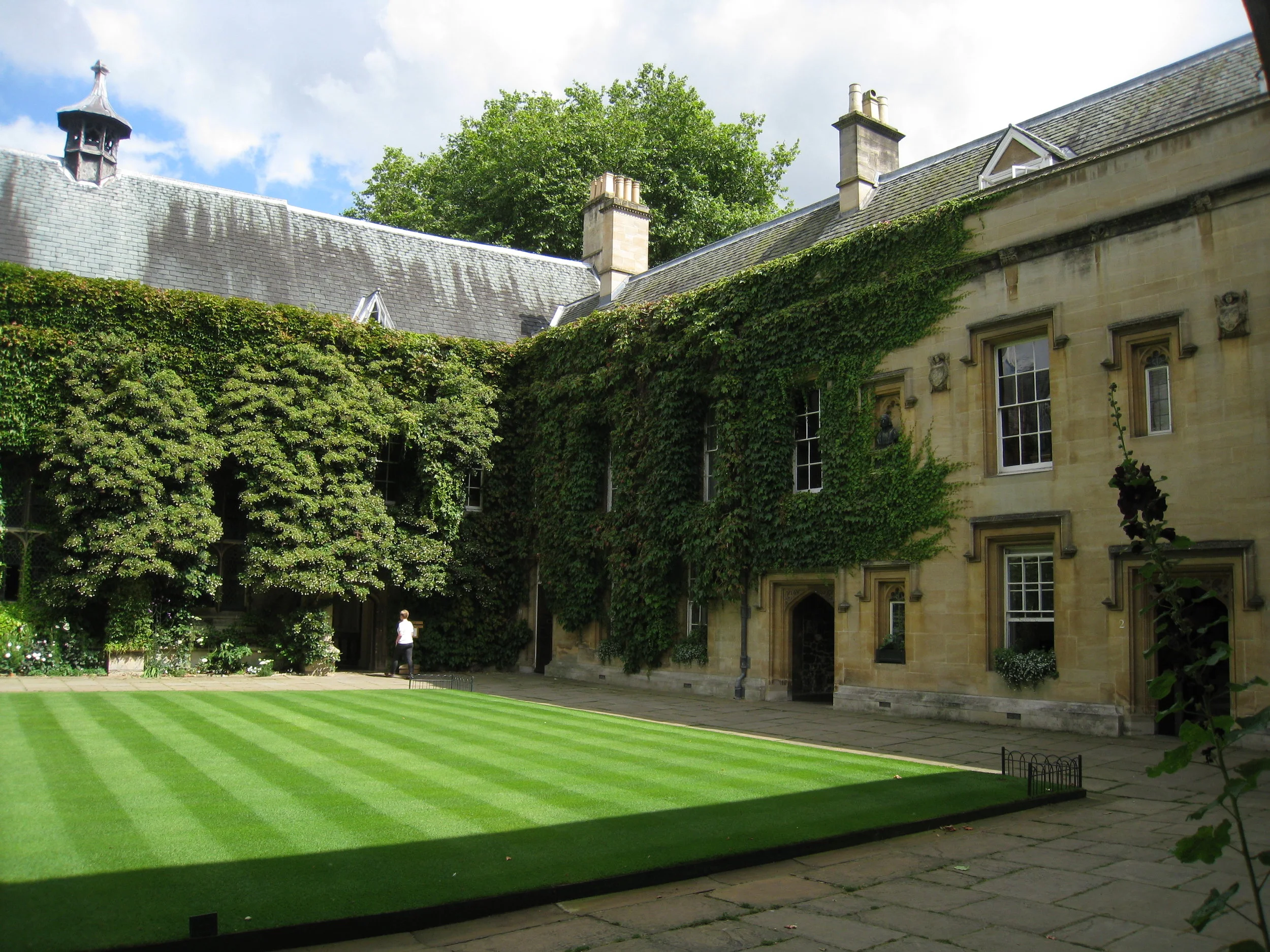  Lincoln College--Quad 