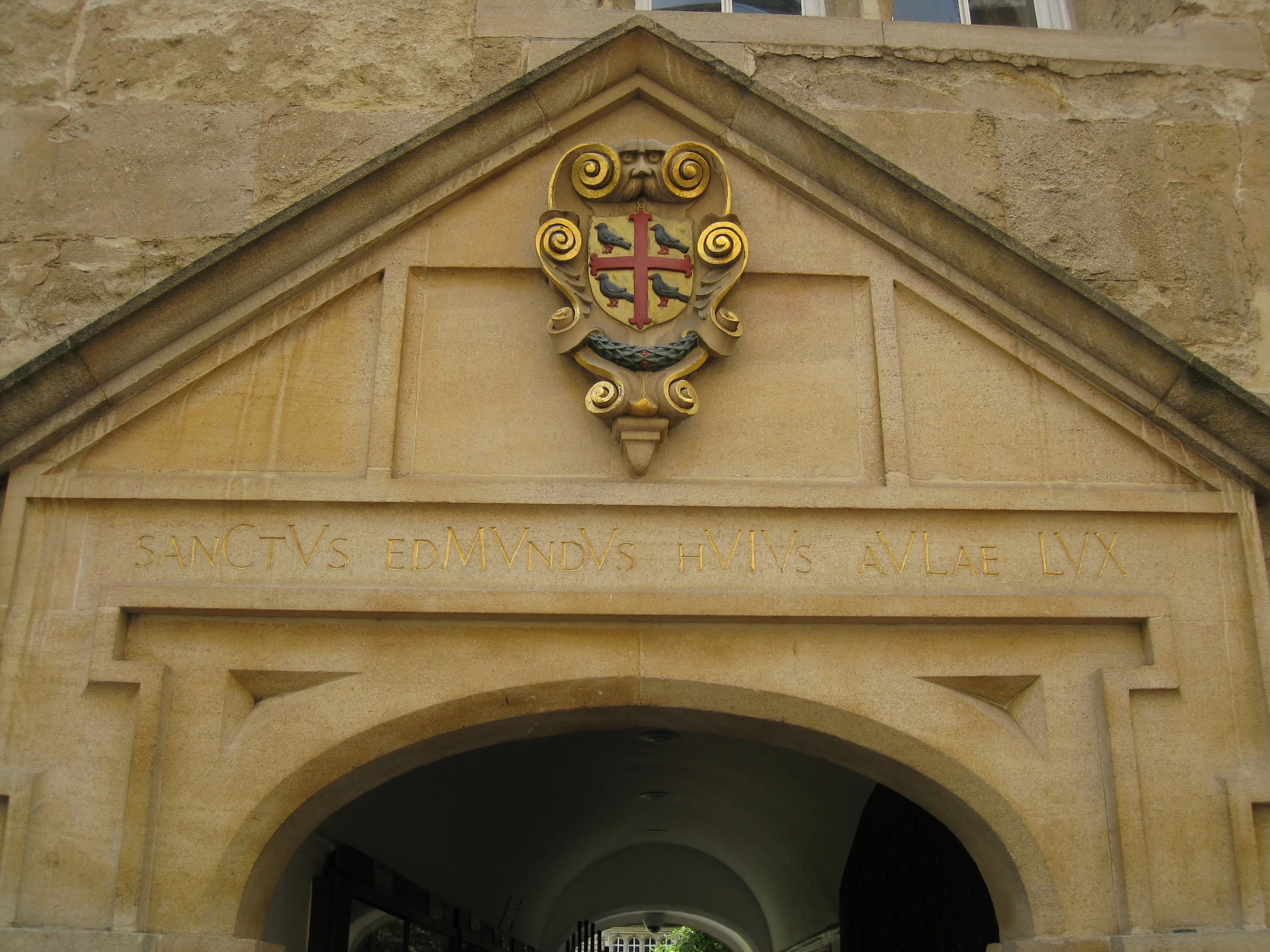  St Edmond's Hall--Entranceway crest 