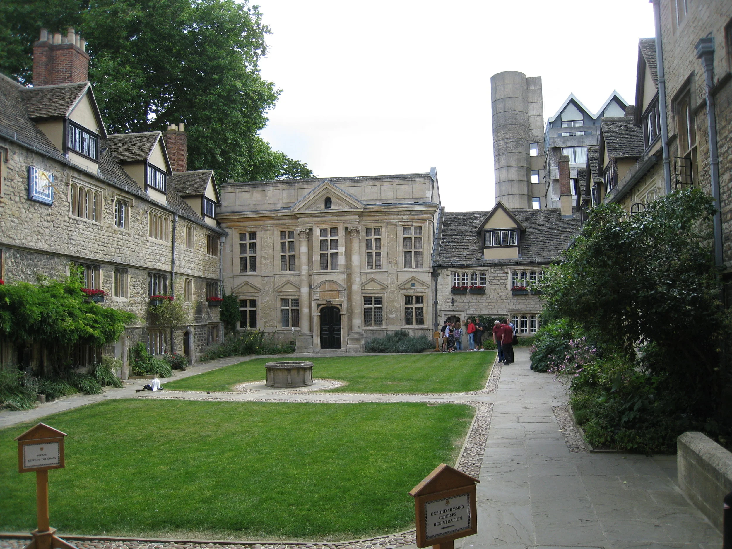  St. Edmond's Hall--Quad 