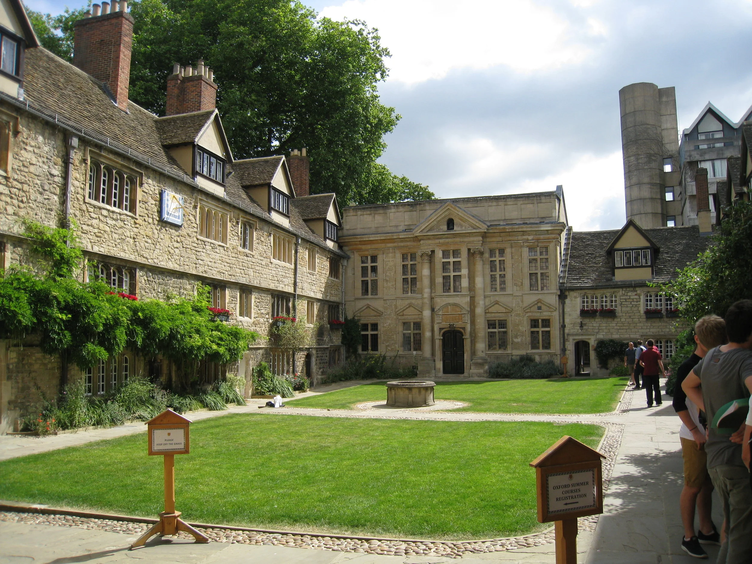  St. Edmond's Hall--Quad 