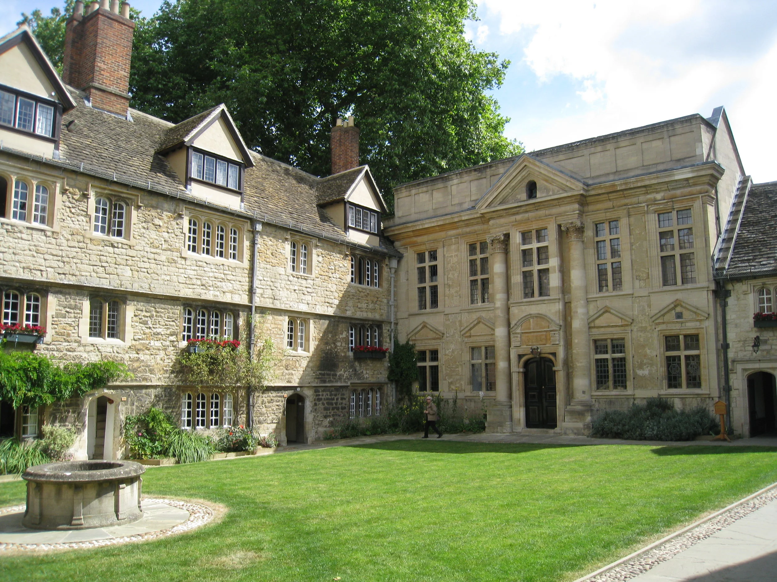  St. Edmond's Hall--Quad 