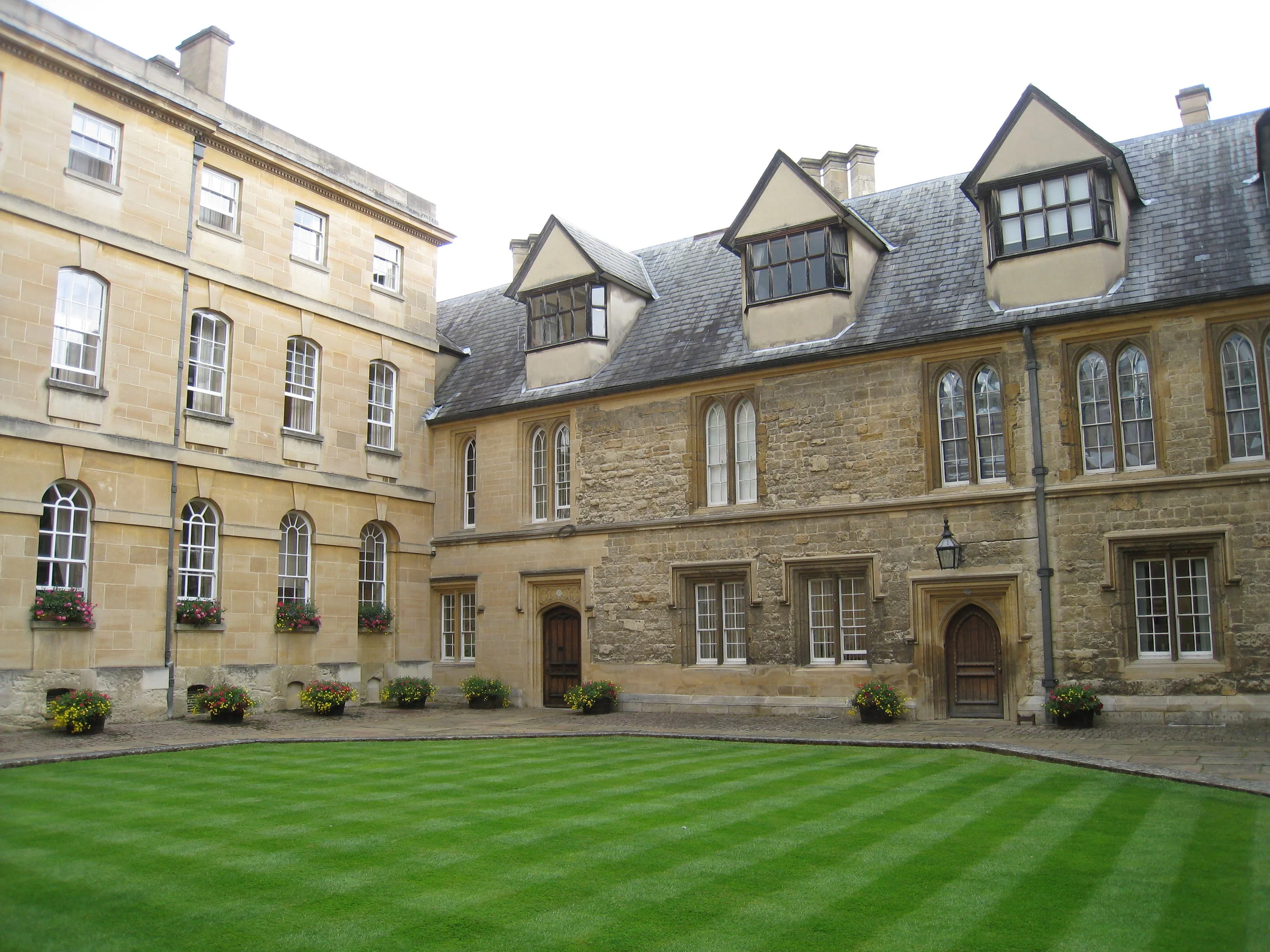  Trinity College-Quad and residence halls 