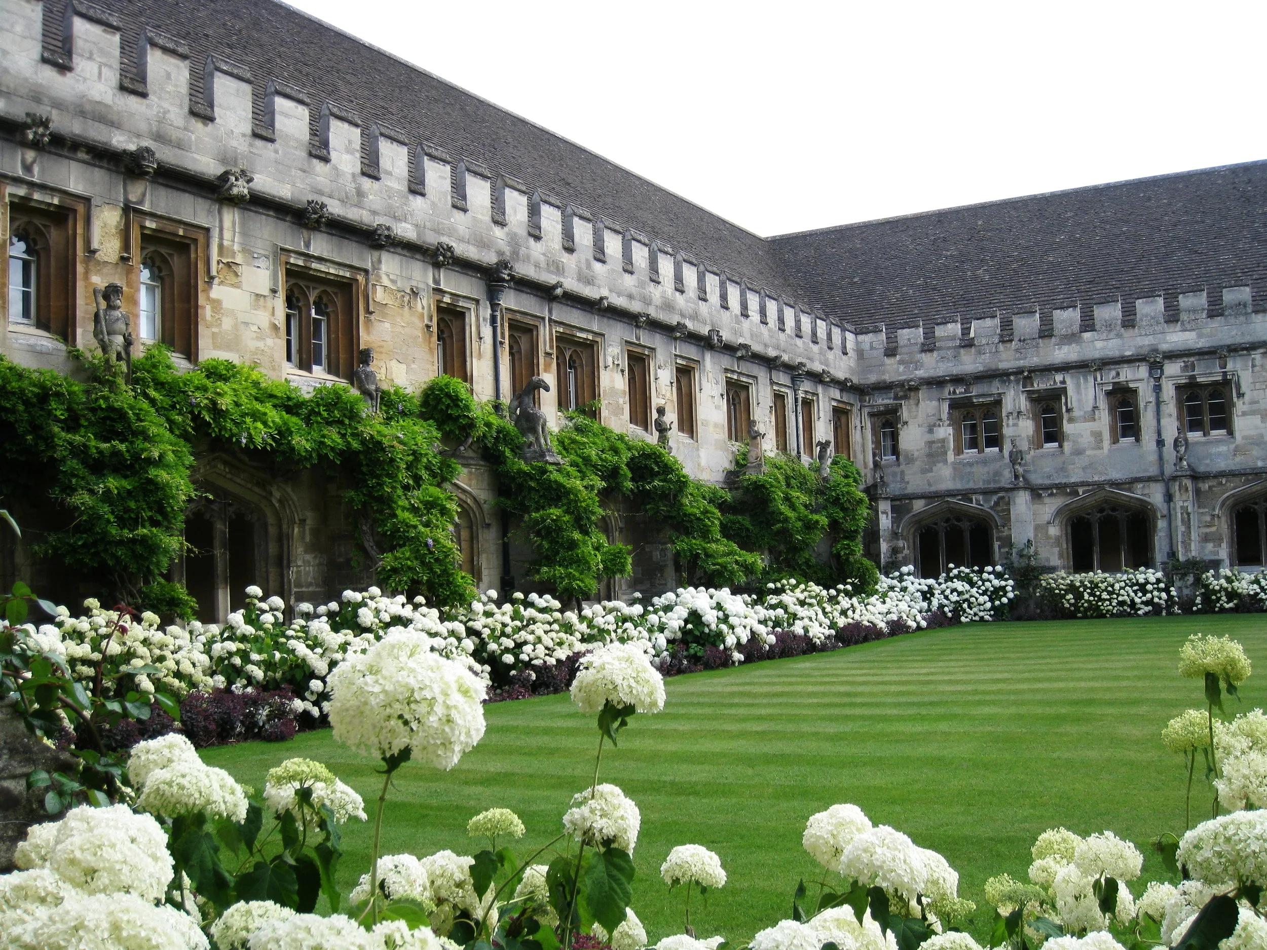  Magdalen College--Interior quad 