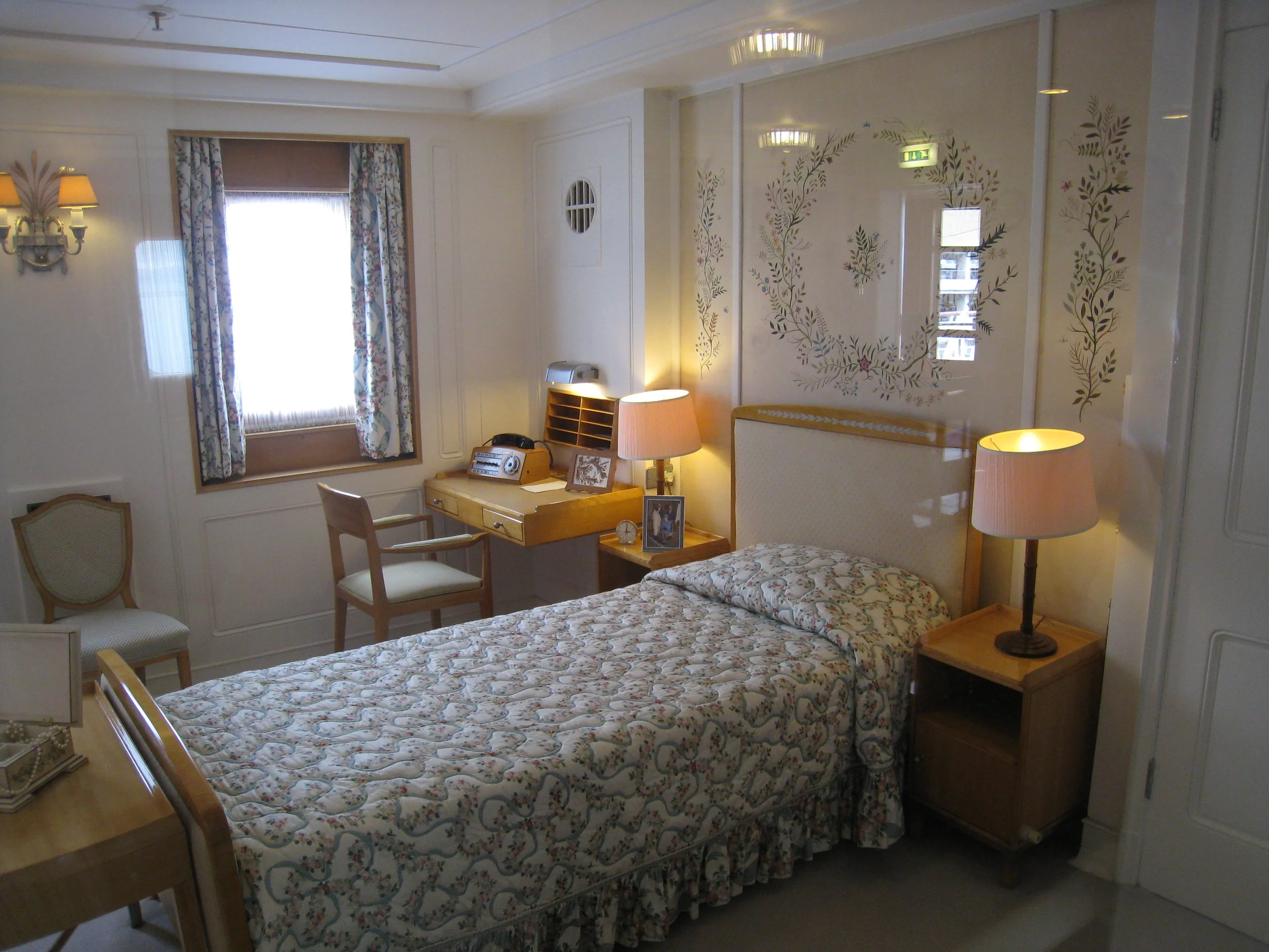  Leith--The Royal Yacht Britannia--Queen's Bedroom 