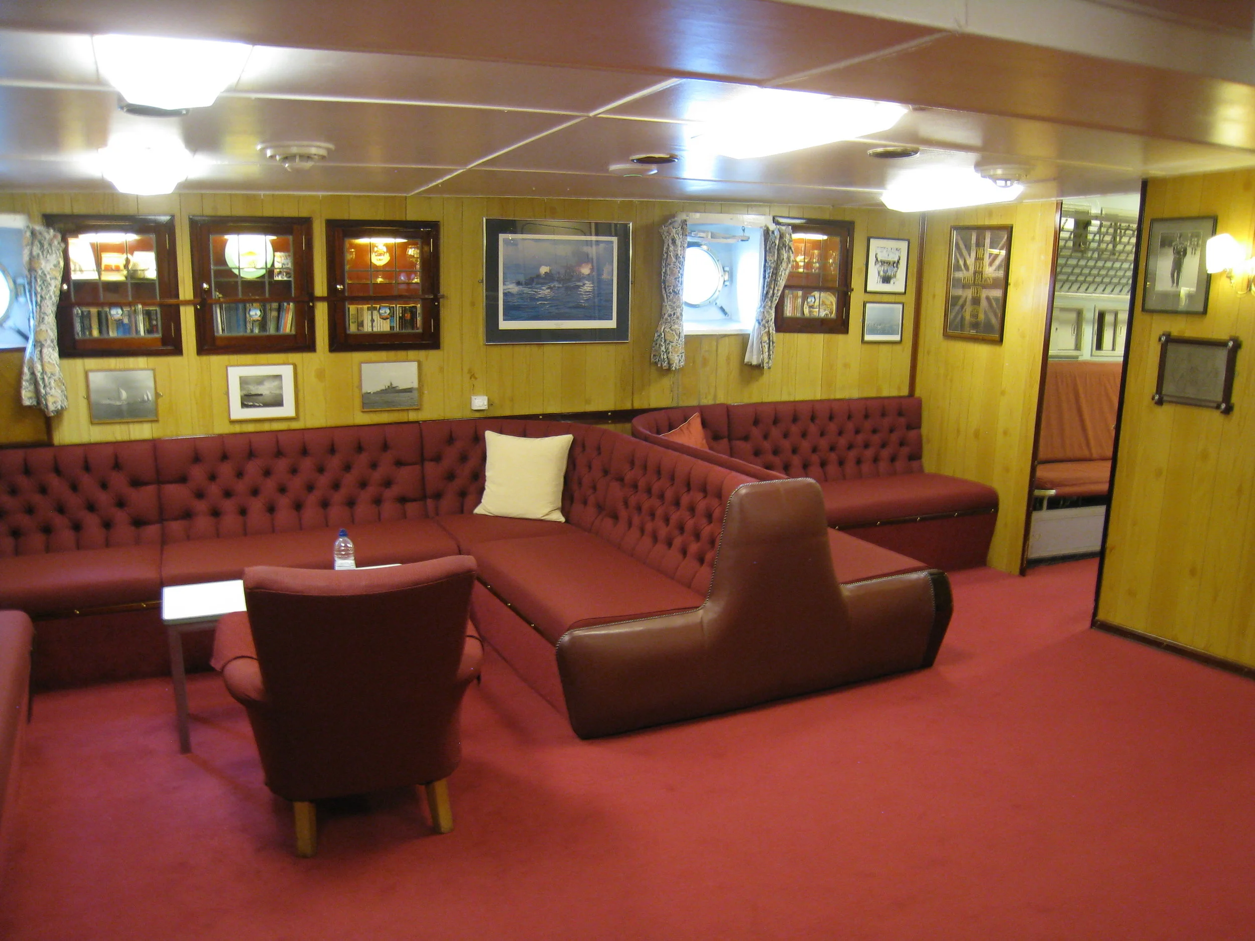  Leith--The Royal Yacht Britannia--Warrant Officer's Lounge 