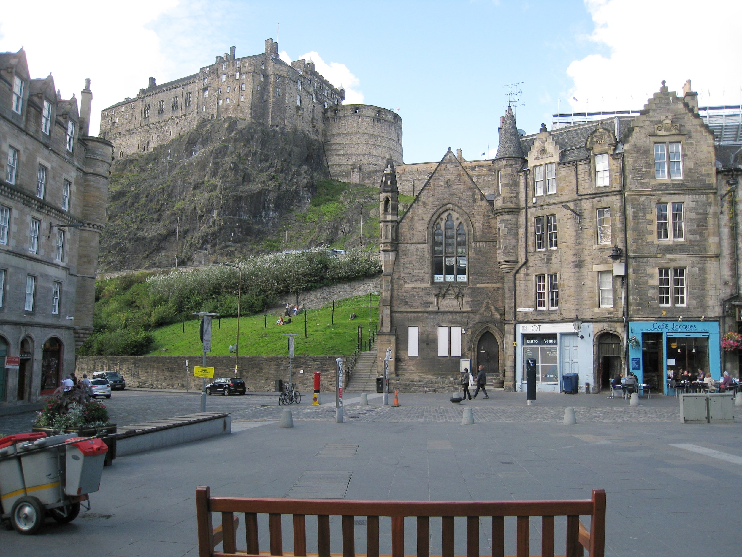  Edinburgh--Castle from in front of our apartment in Grassmarket 