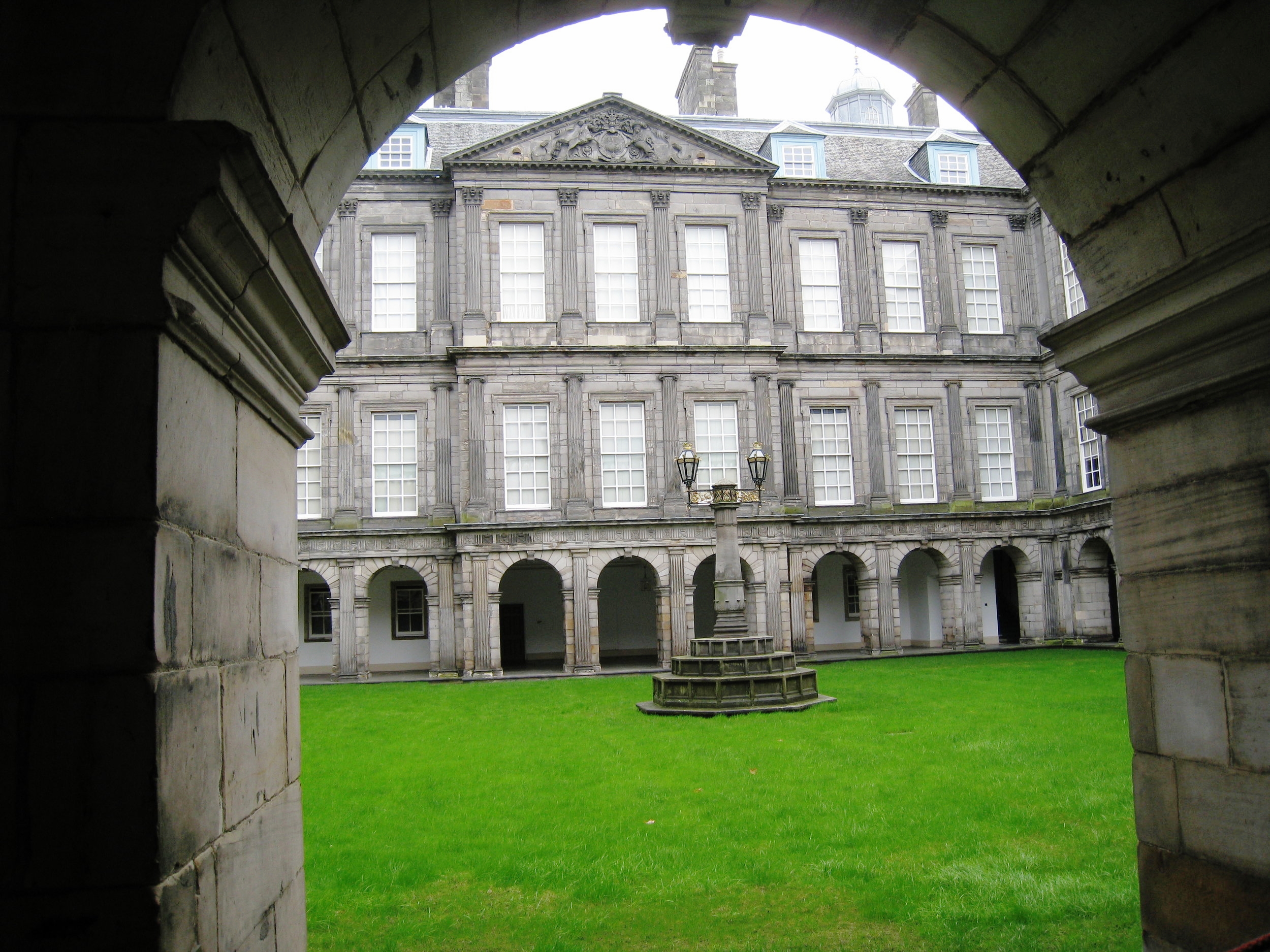  Edinburgh--Holyrood, interior plaza 