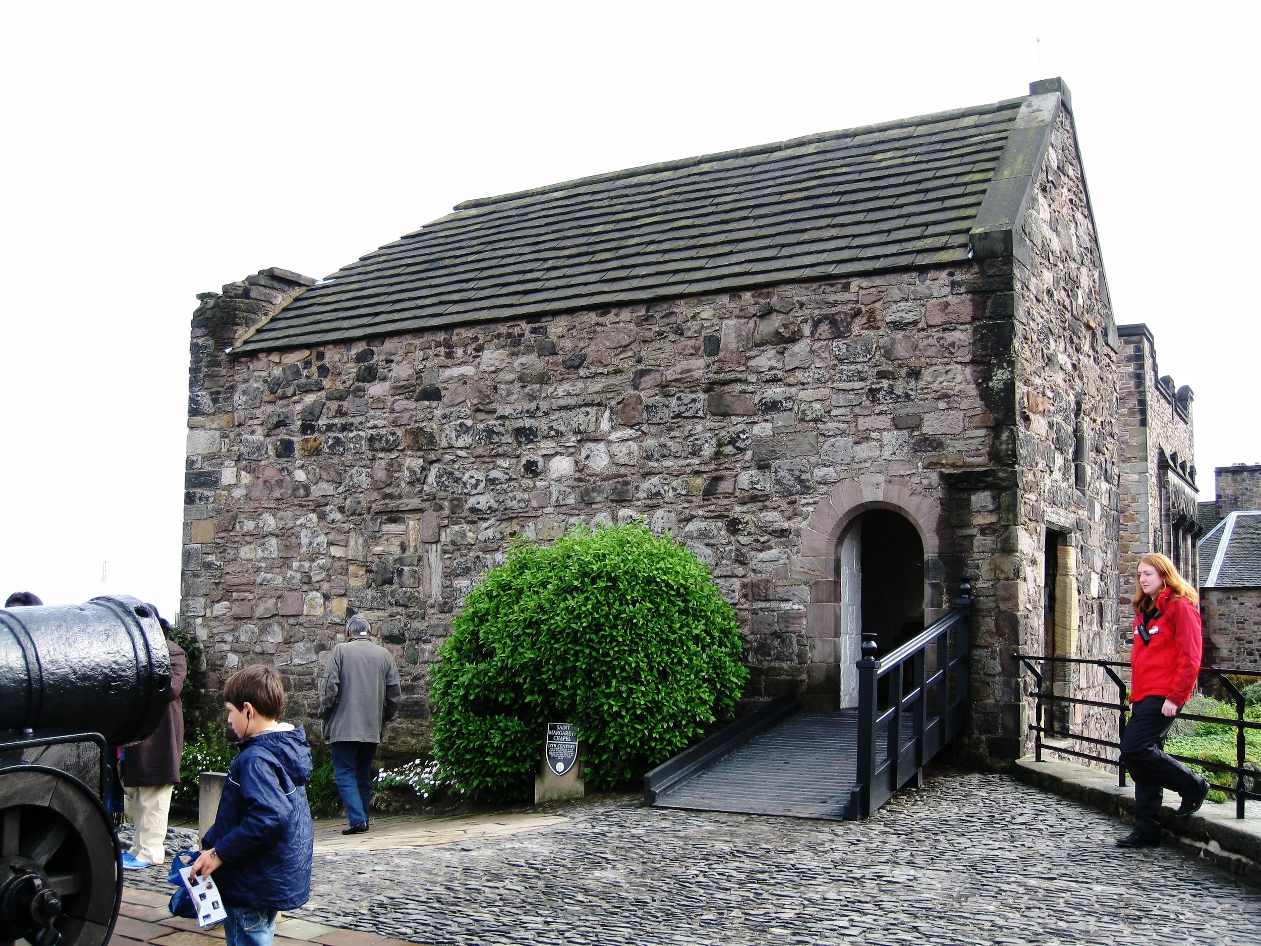  Edinburgh--Castle--St. Margaret's Chapel 