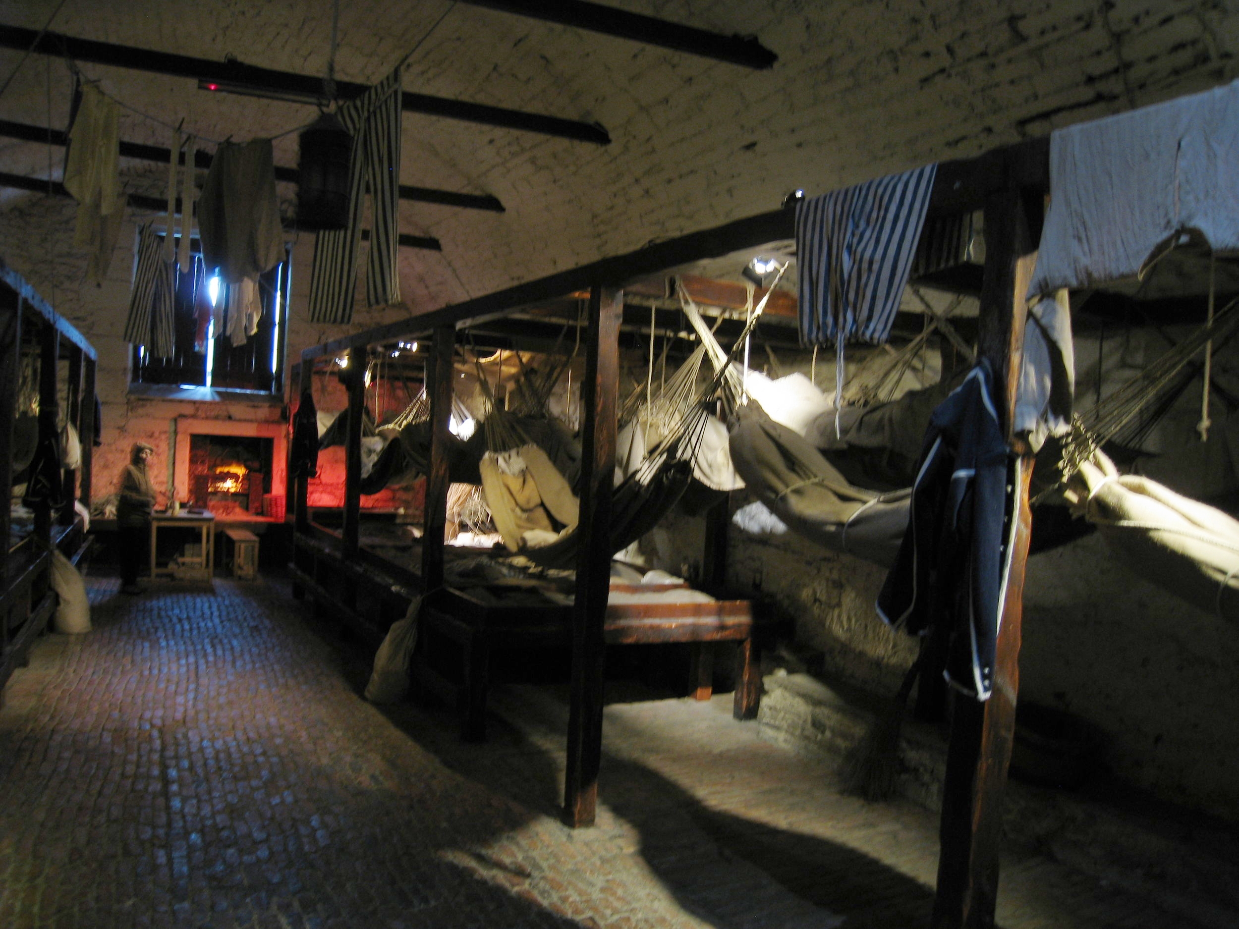 Edinburgh--Castle--Prison area 