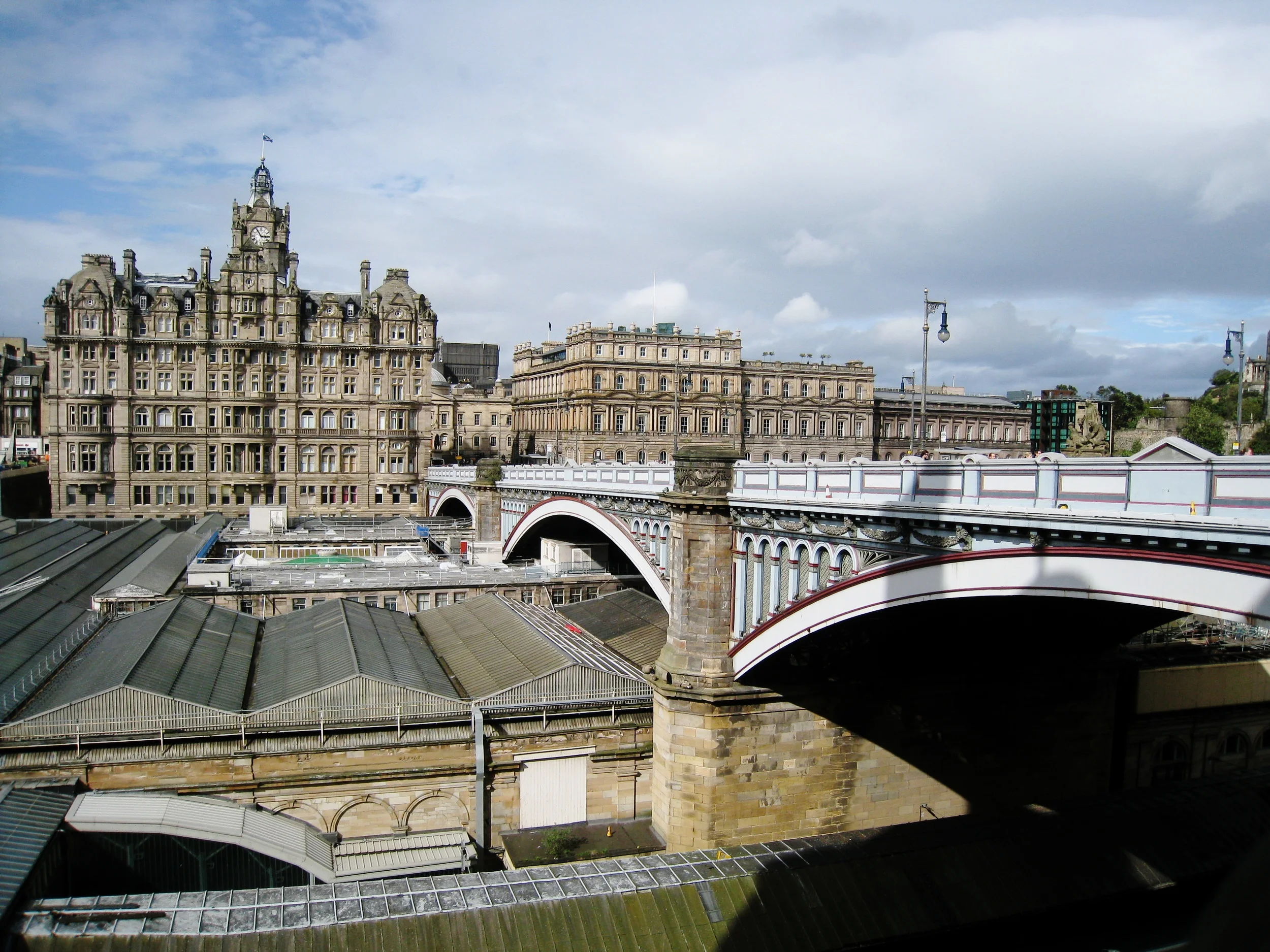  Edinburgh--Waverley Bridge 