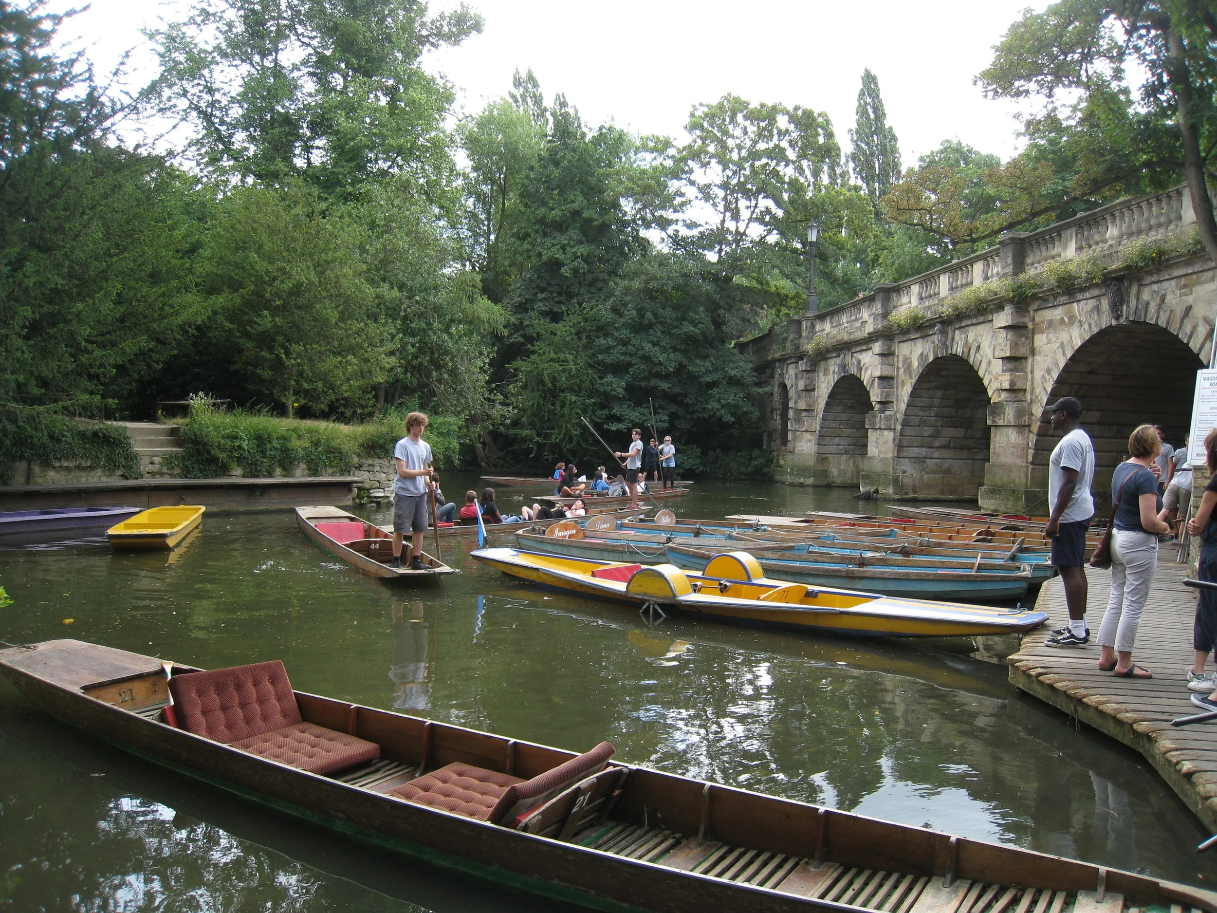  Oxford 2016--Punts on River Cherwell by Magdalen Bridge 