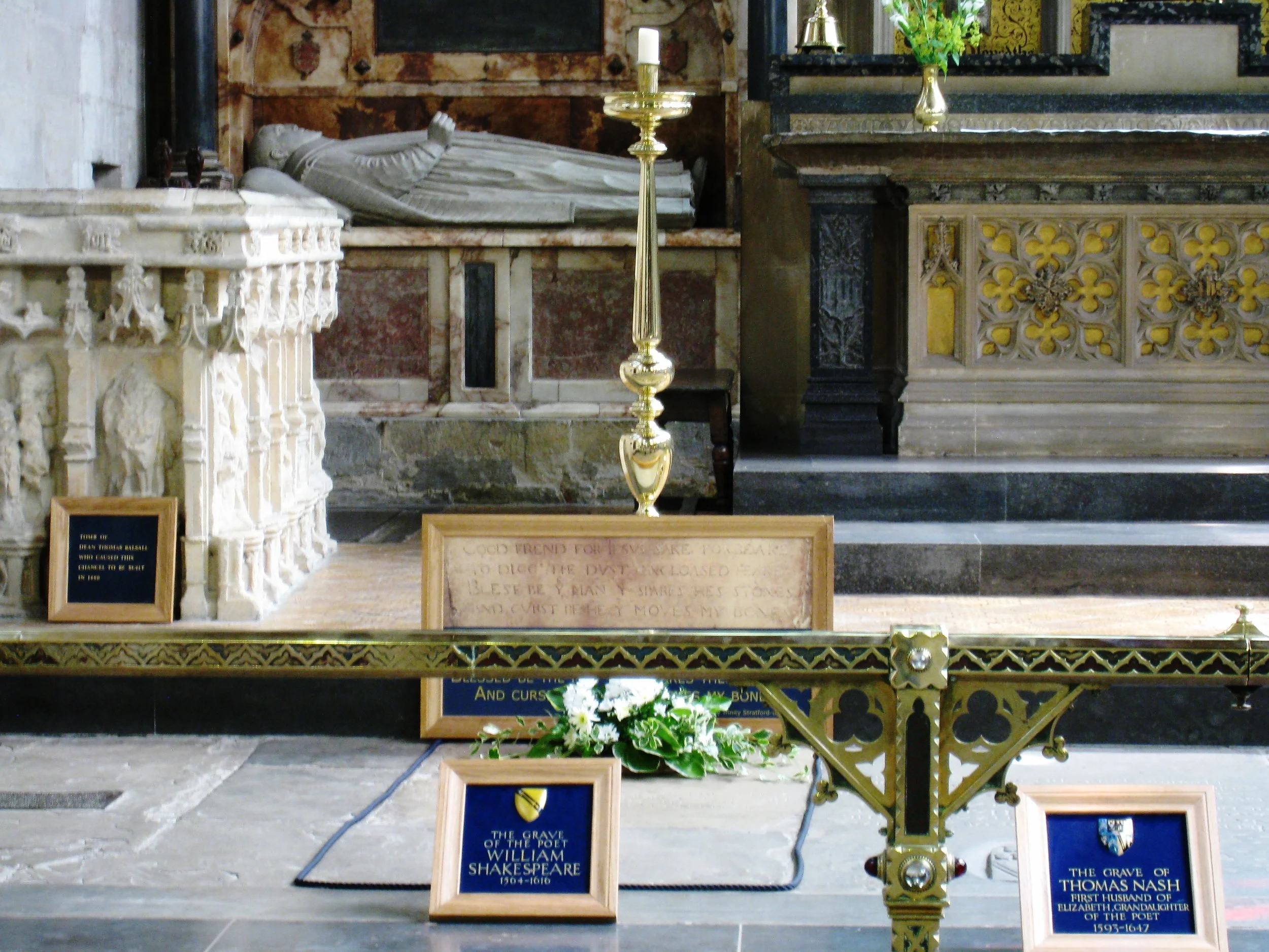  Stratford-upon-Avon--Shakespeare Birthday Trust--Trinity Church--Shakespeare's Gravesite 