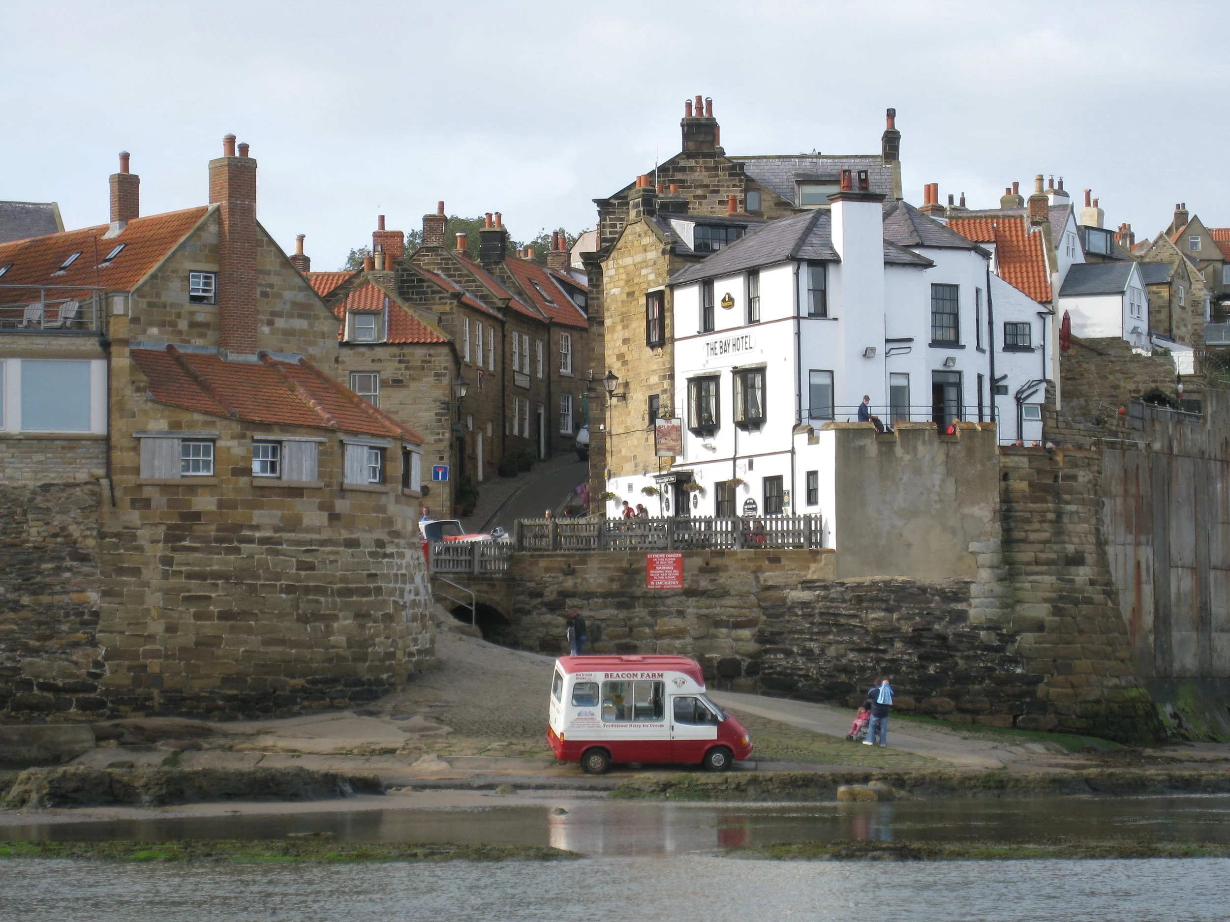  Robin Hood's Bay--2011 