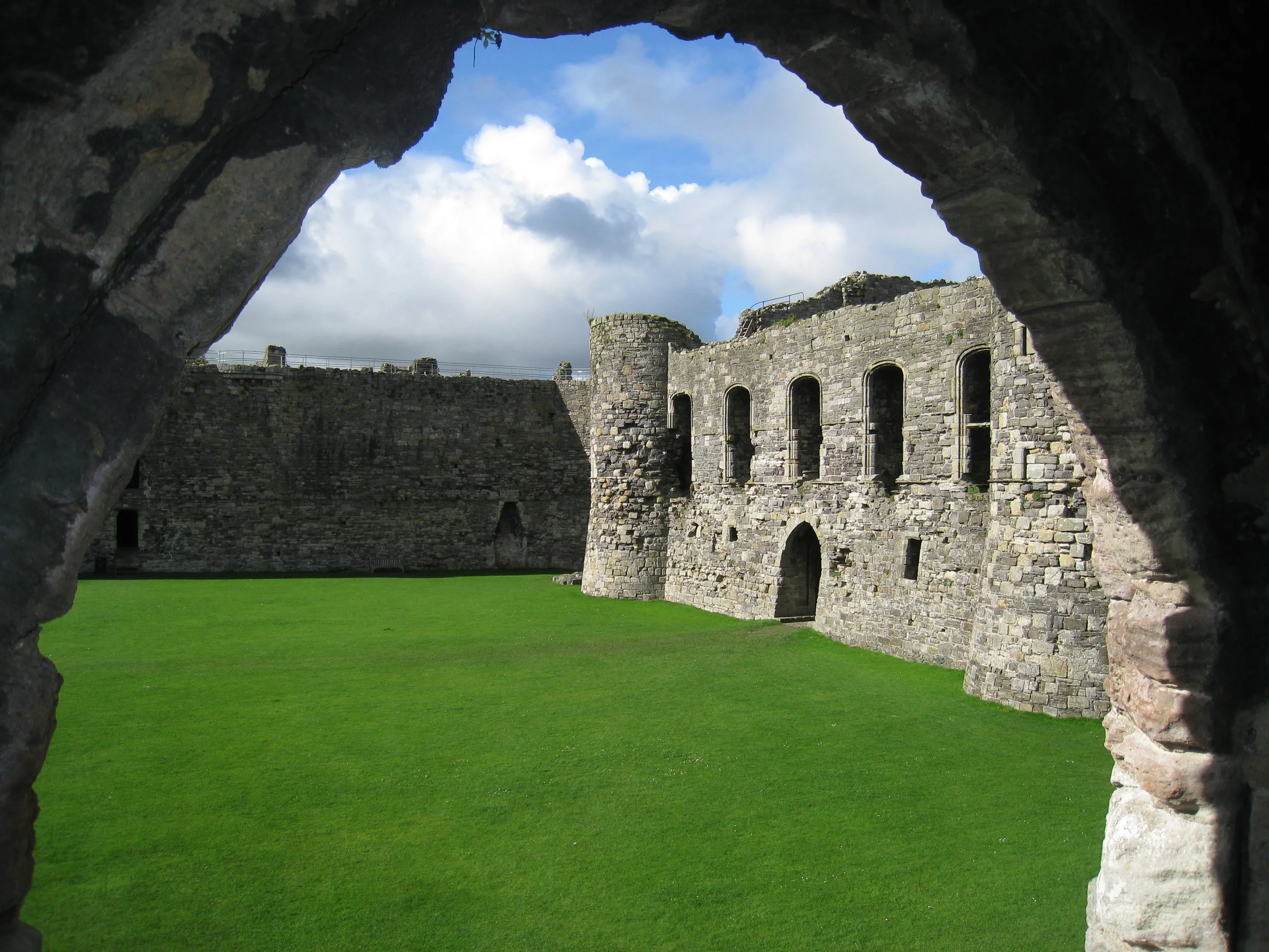  Wales--Beaumaris--Castle outer ward 