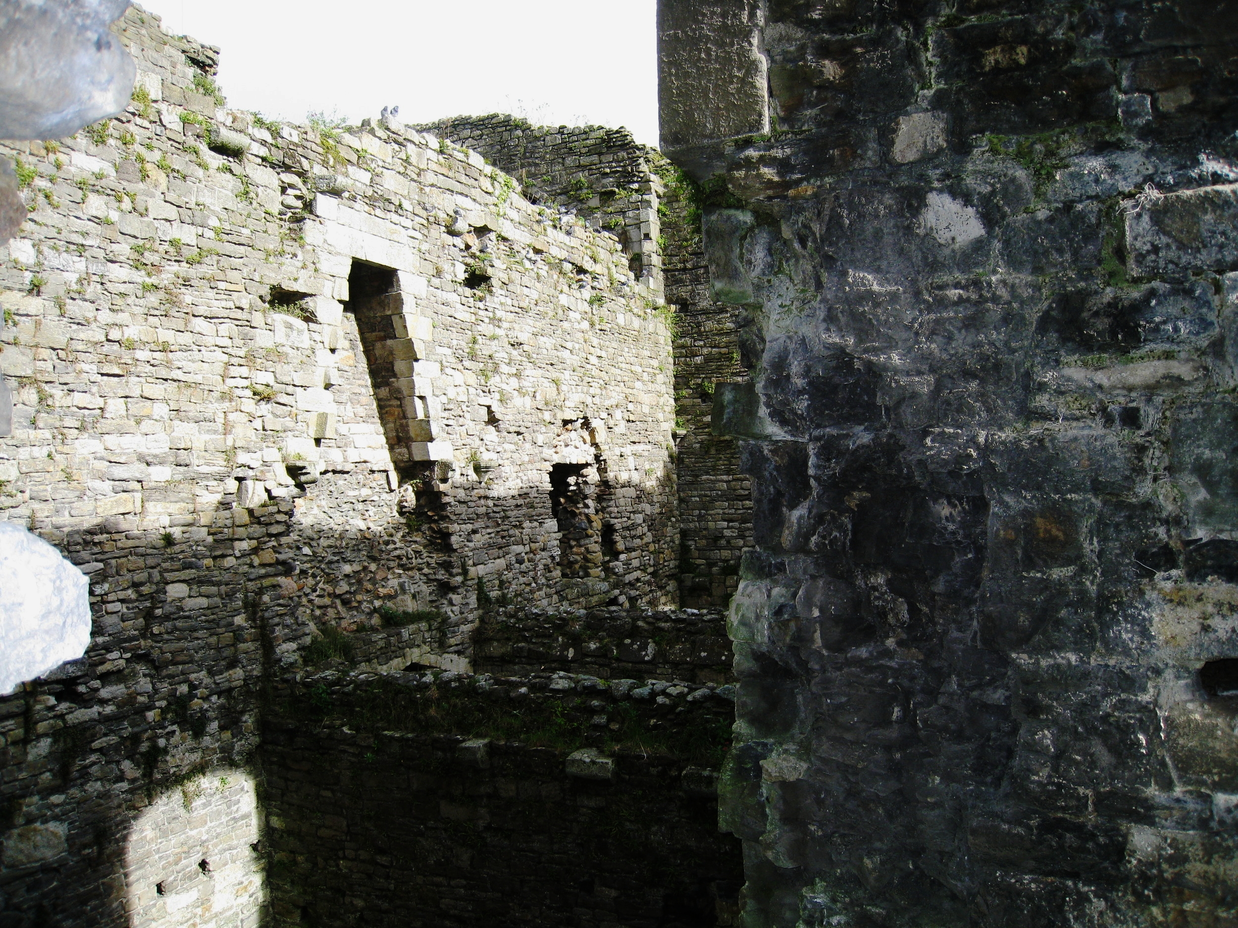 Wales--Beaumaris--Castle walls in inner ward 