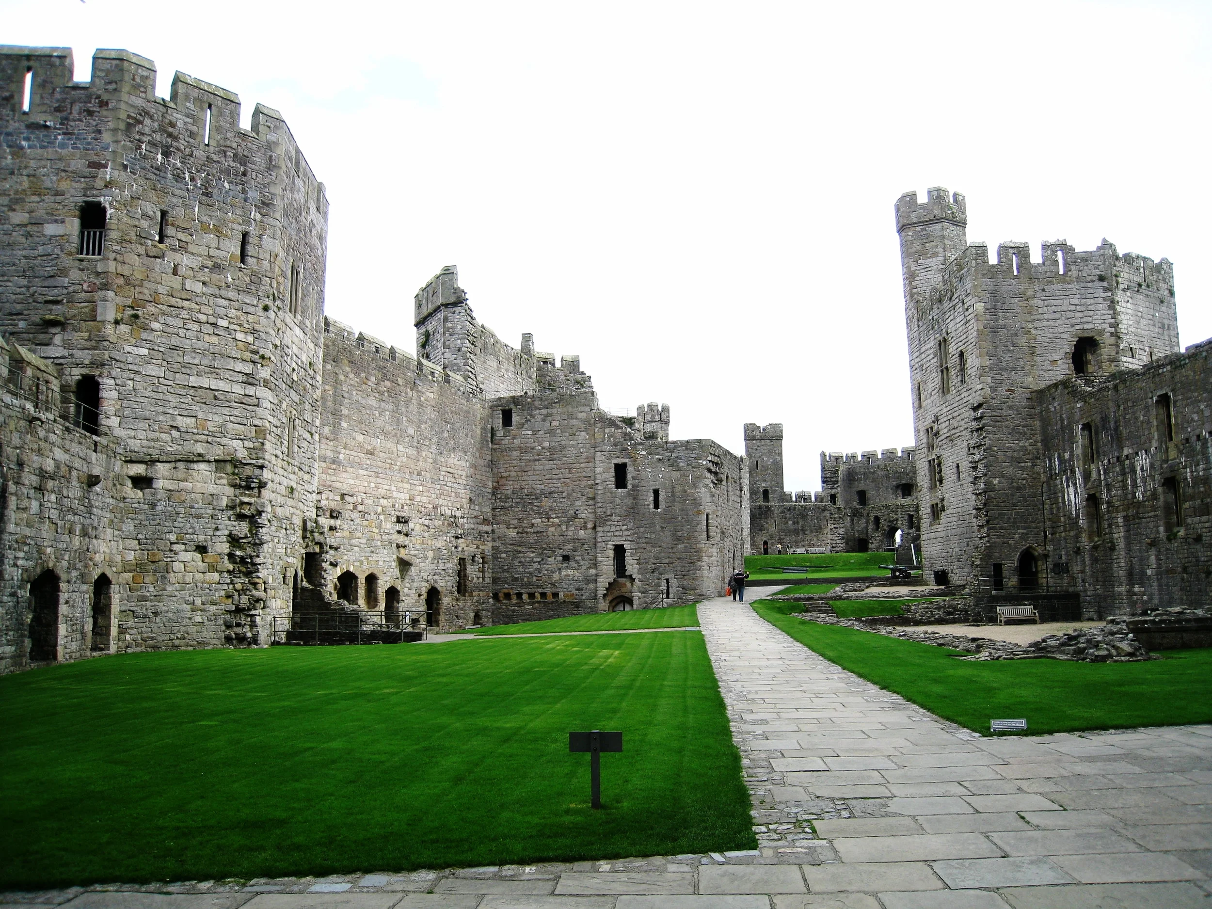  Caernarvon--Castle interior 