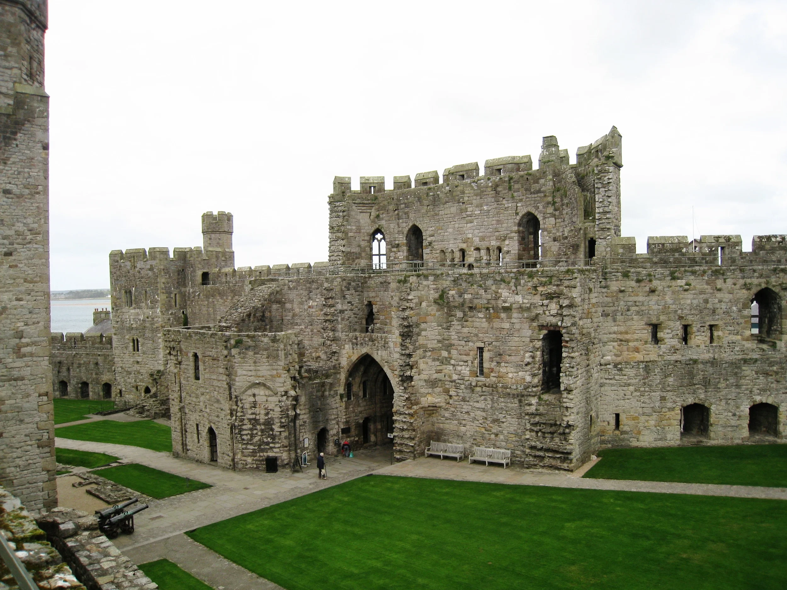  Caernarvon--Castle interior 
