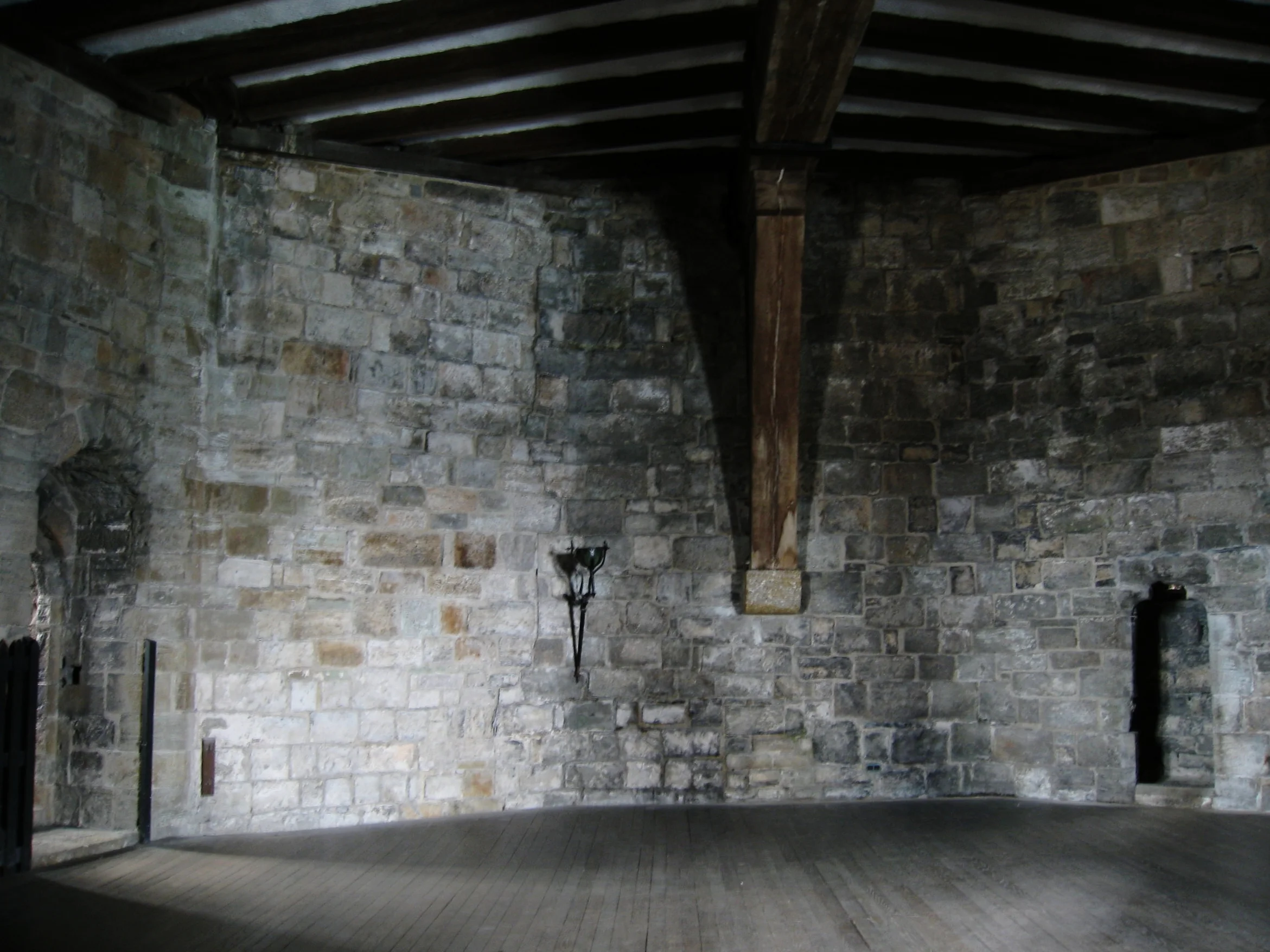  Caernarvon--Castle interior--King's Room 