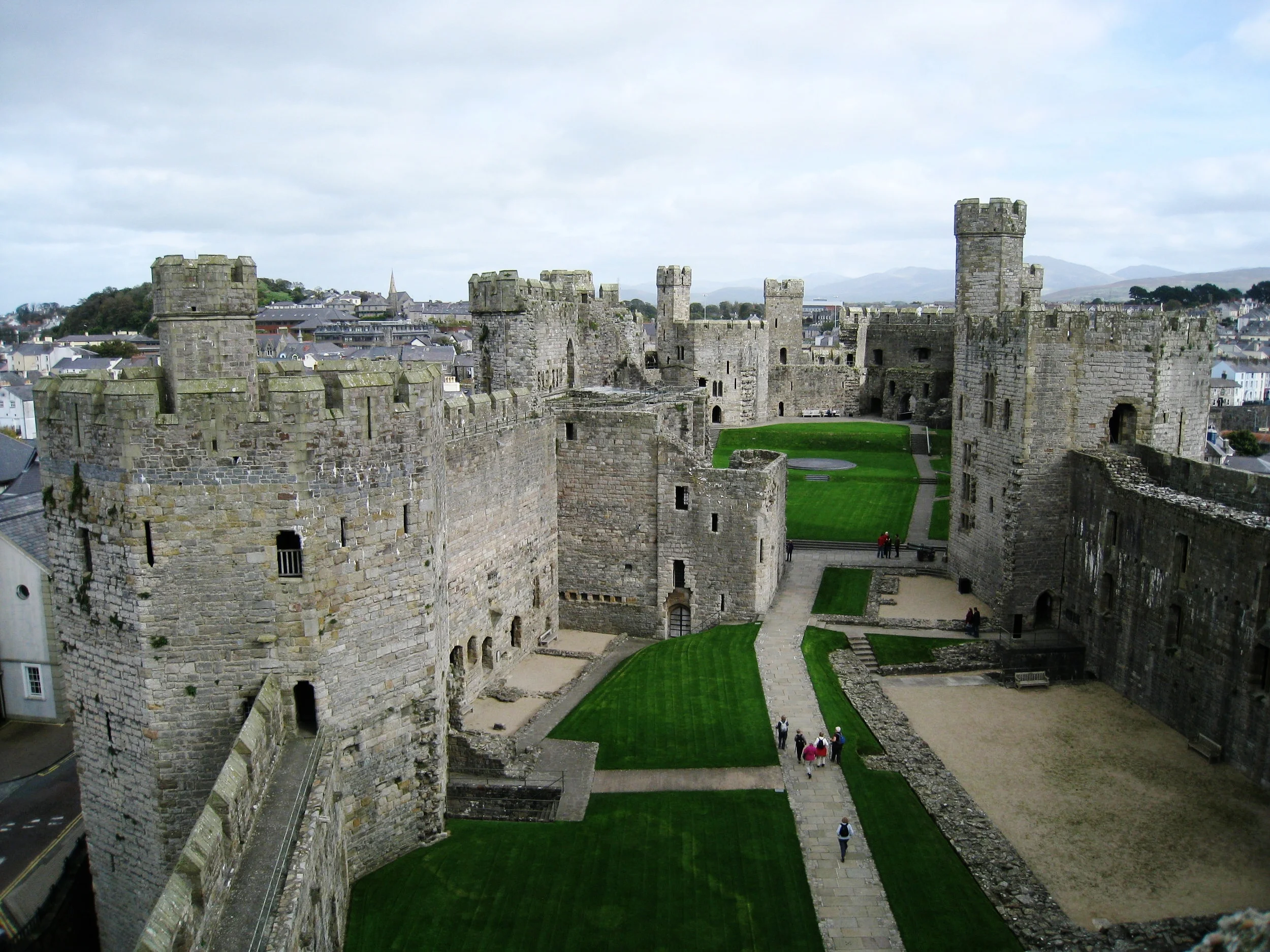  Caernarvon--Castle interior 