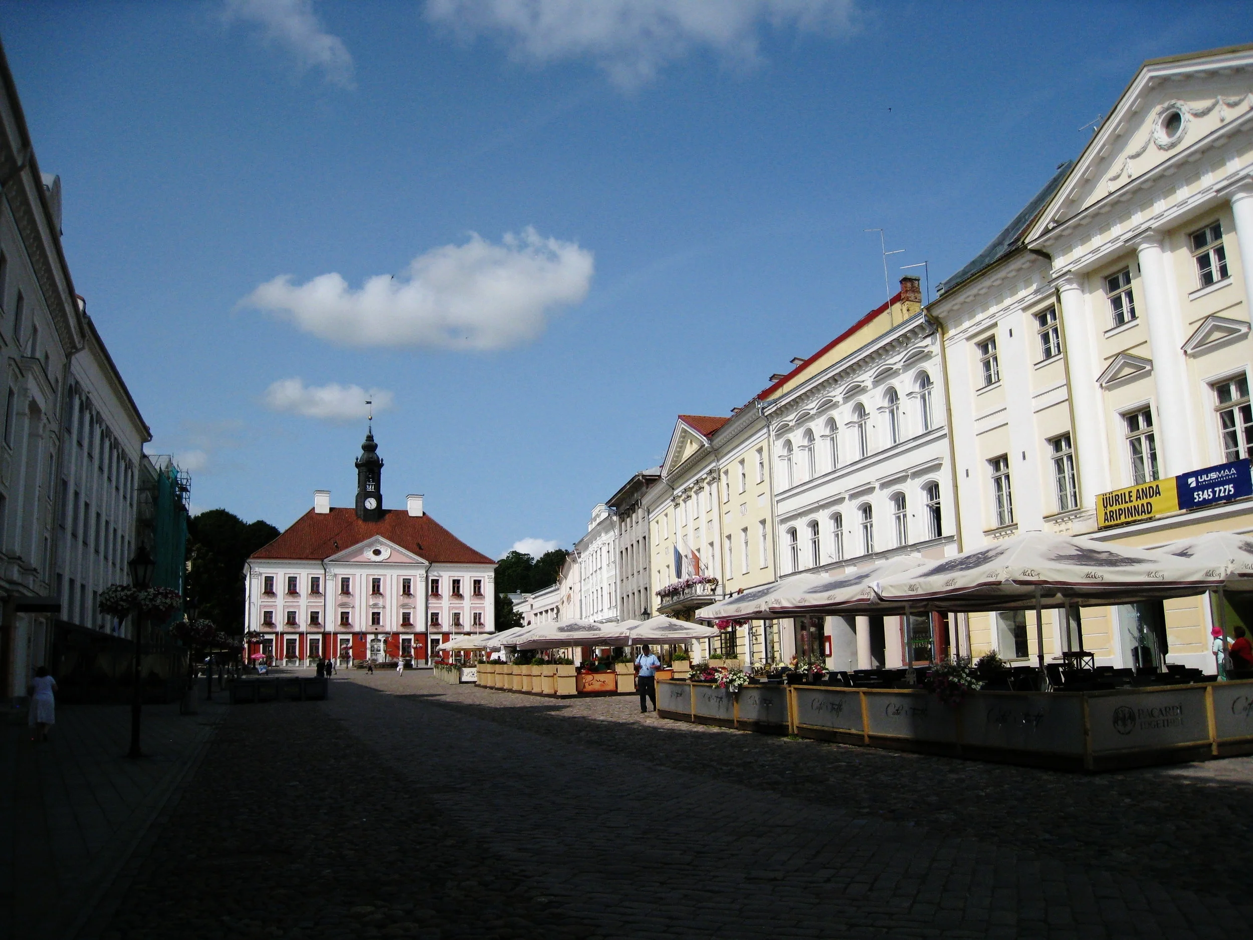  Tartu--Main Plaza--Looking towards City Hall 