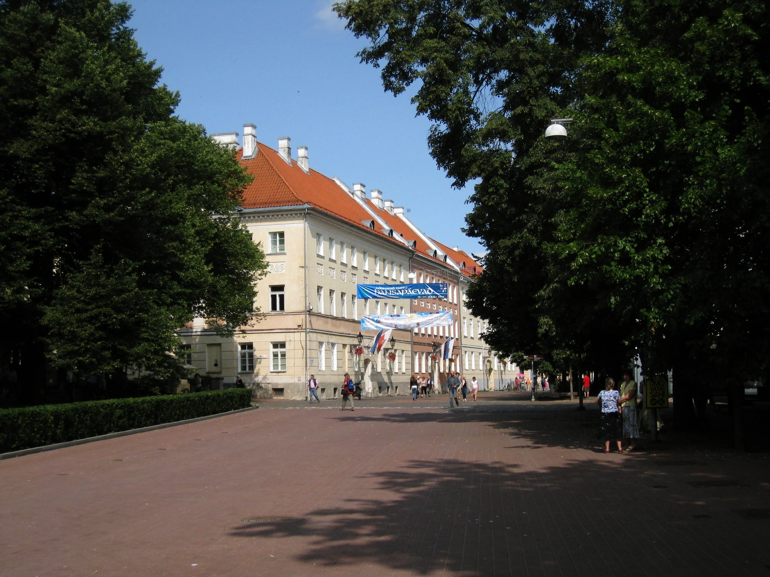  Tartu--Main Plaza--Main pedestrian area (Ruutli Street) 