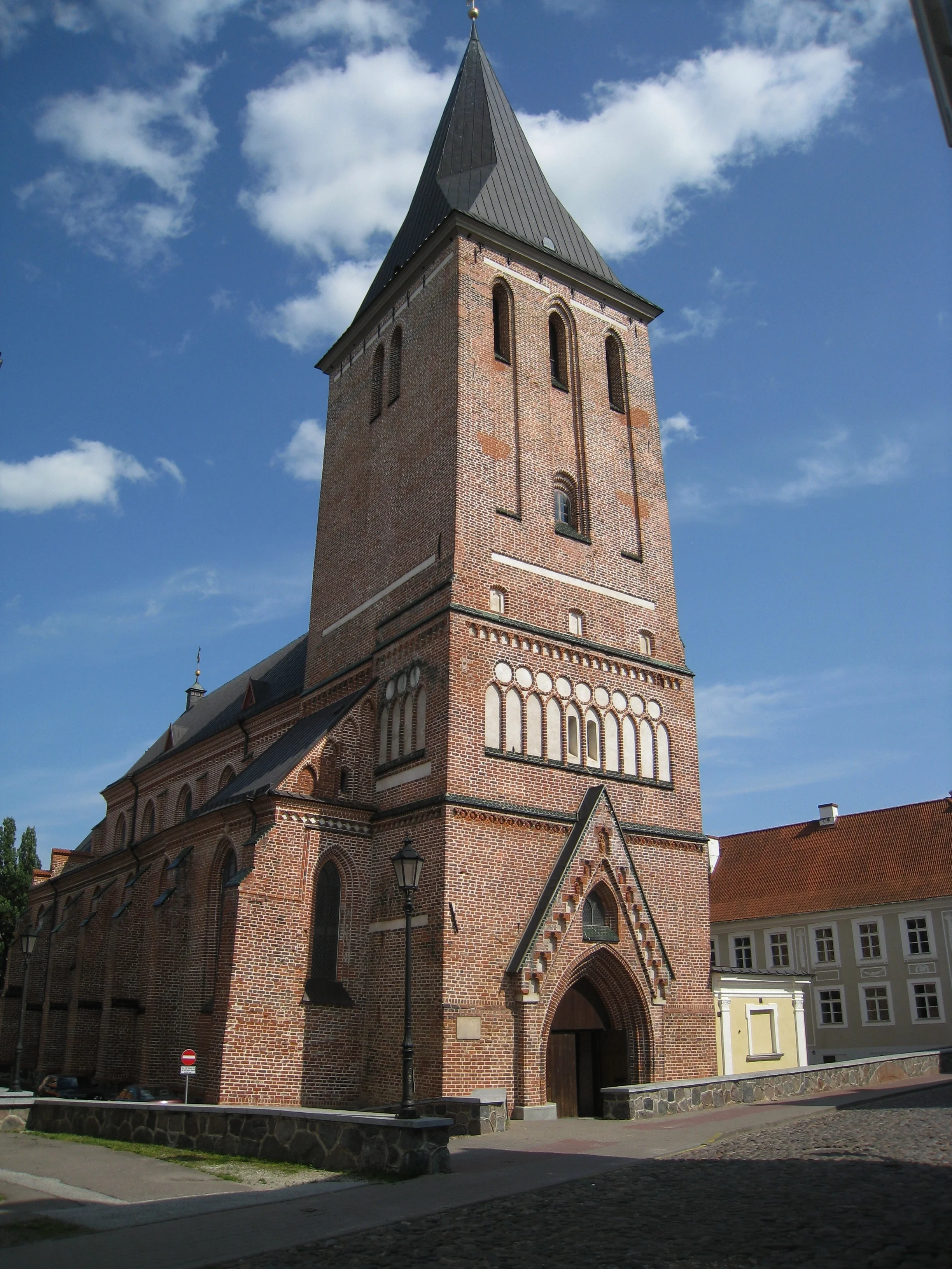  Tartu--St. Johns Church (with 1000 faces of St. John in terracotta) 