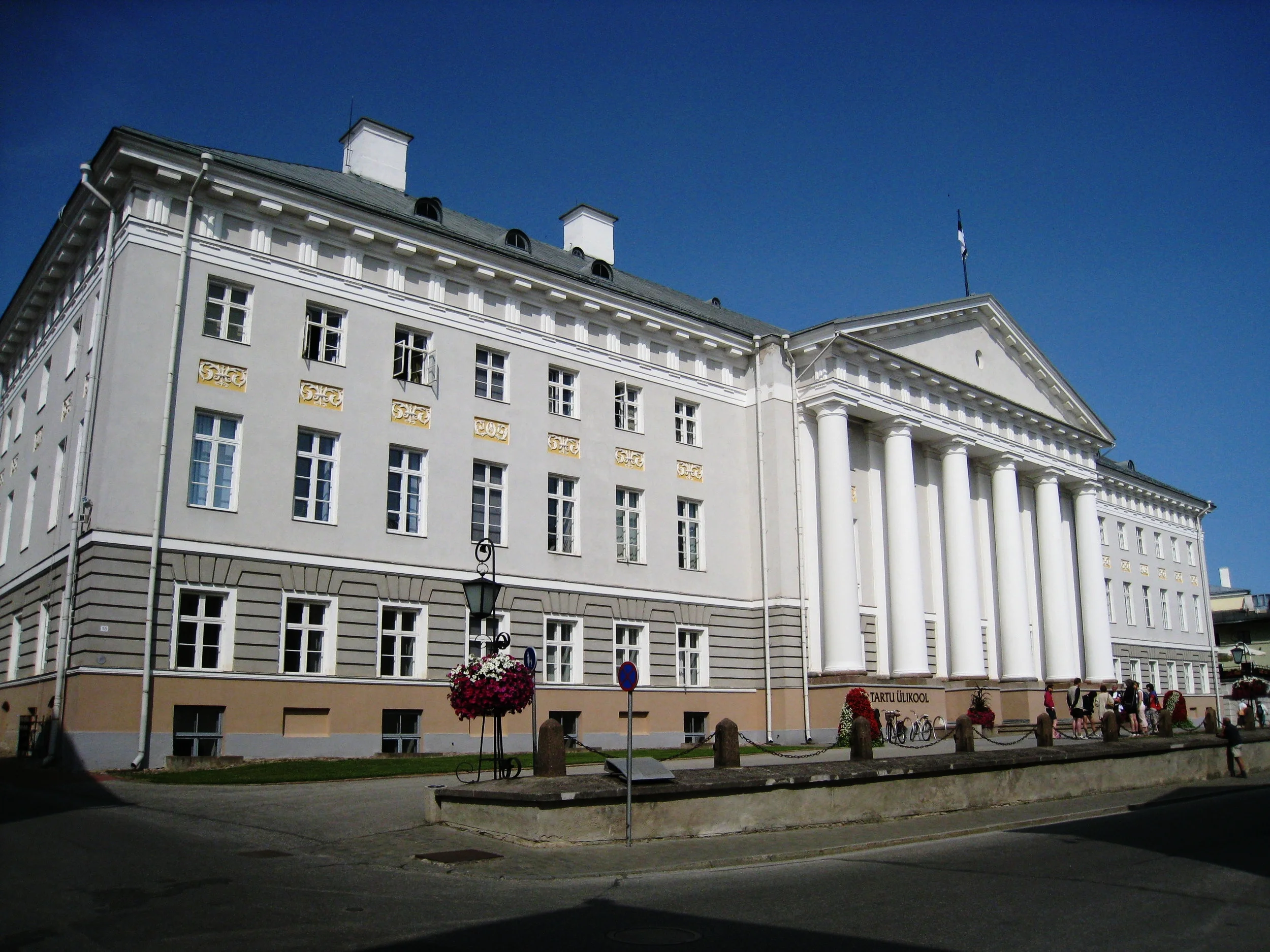  Tartu--University Administration building 