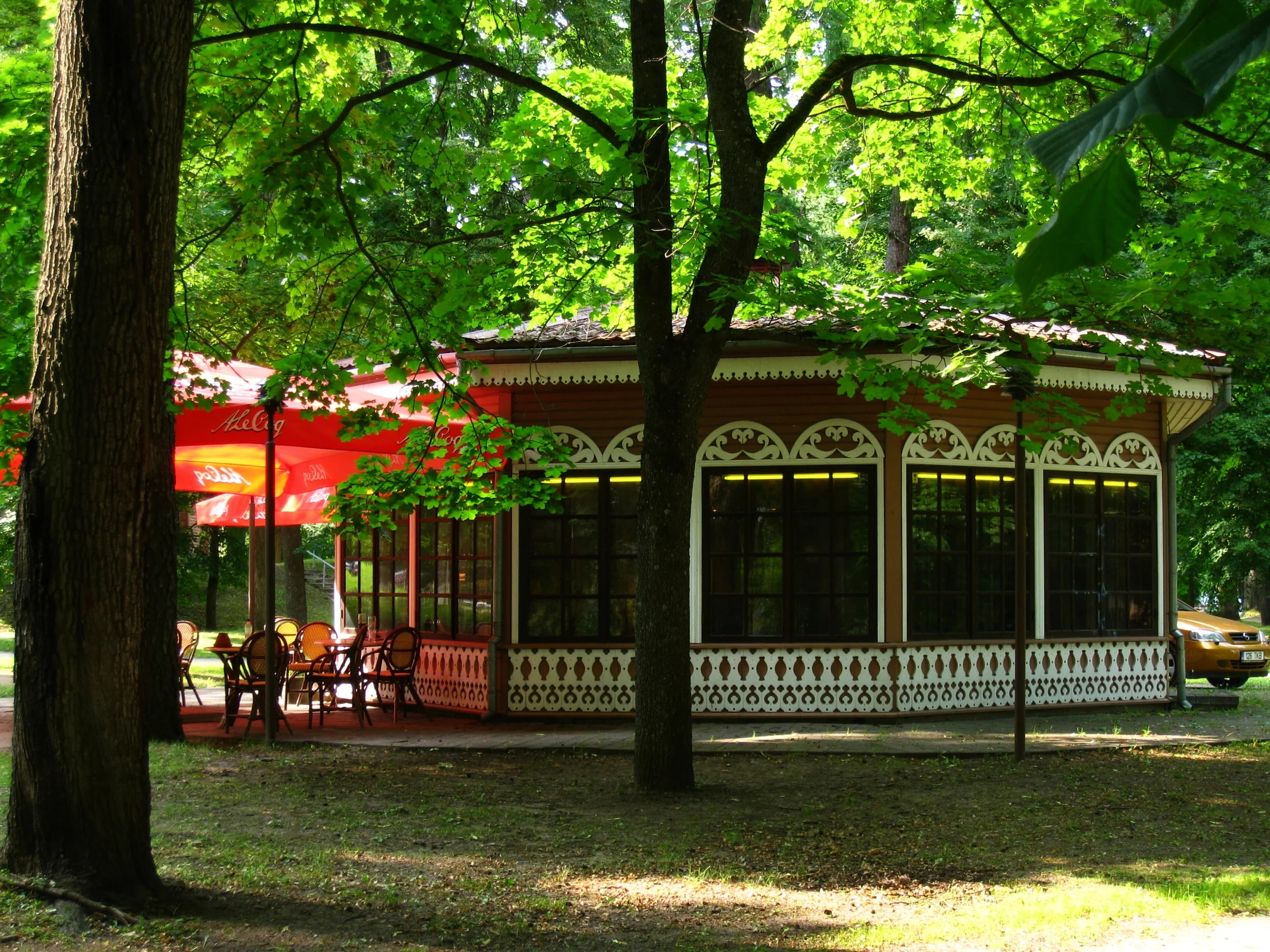  Tartu--The Kiosk and pub in the middle of the university grounds. 