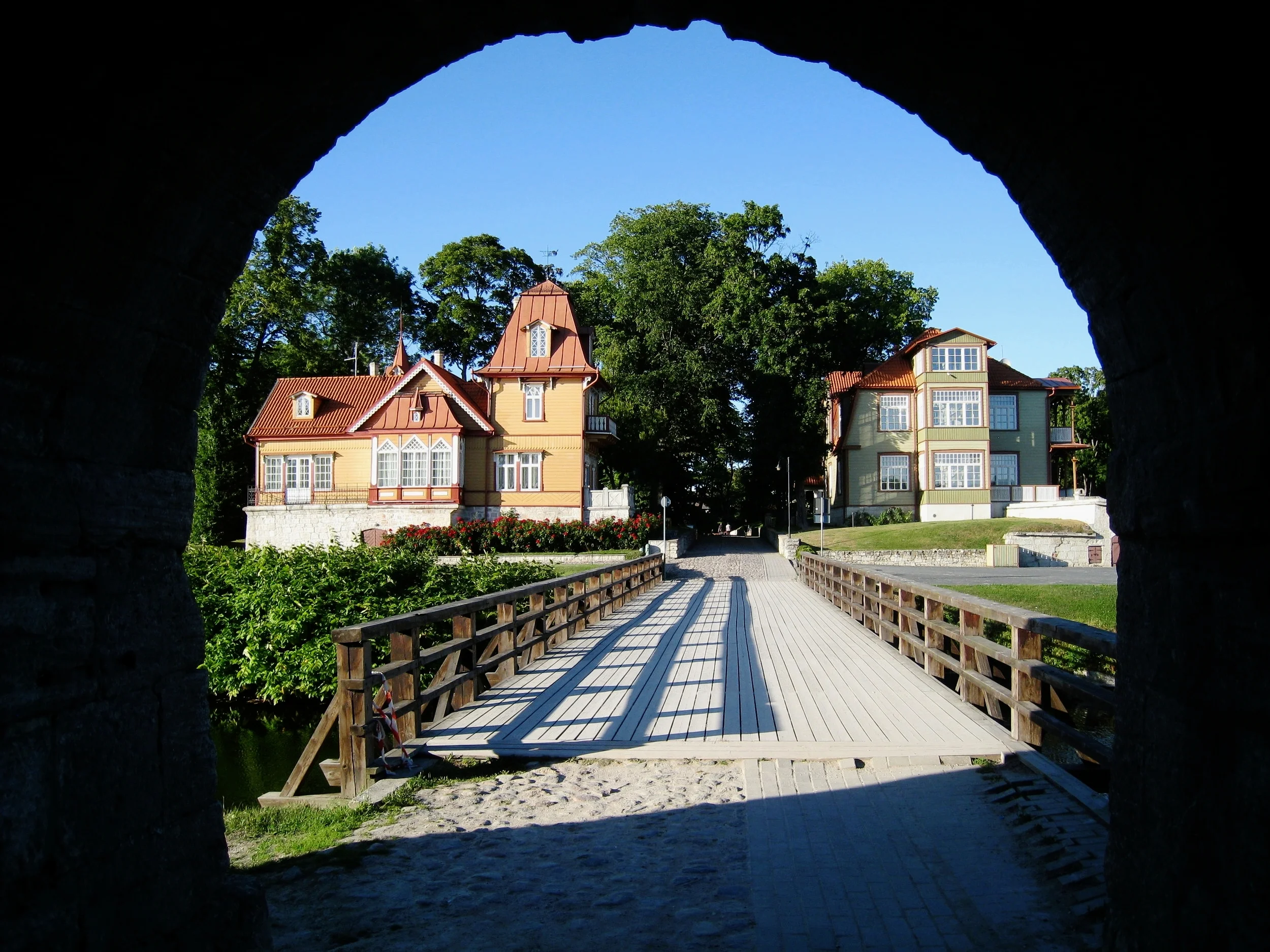  Saaremaa--Kuressaare--Fortress entrance looking back towards town and pensions 