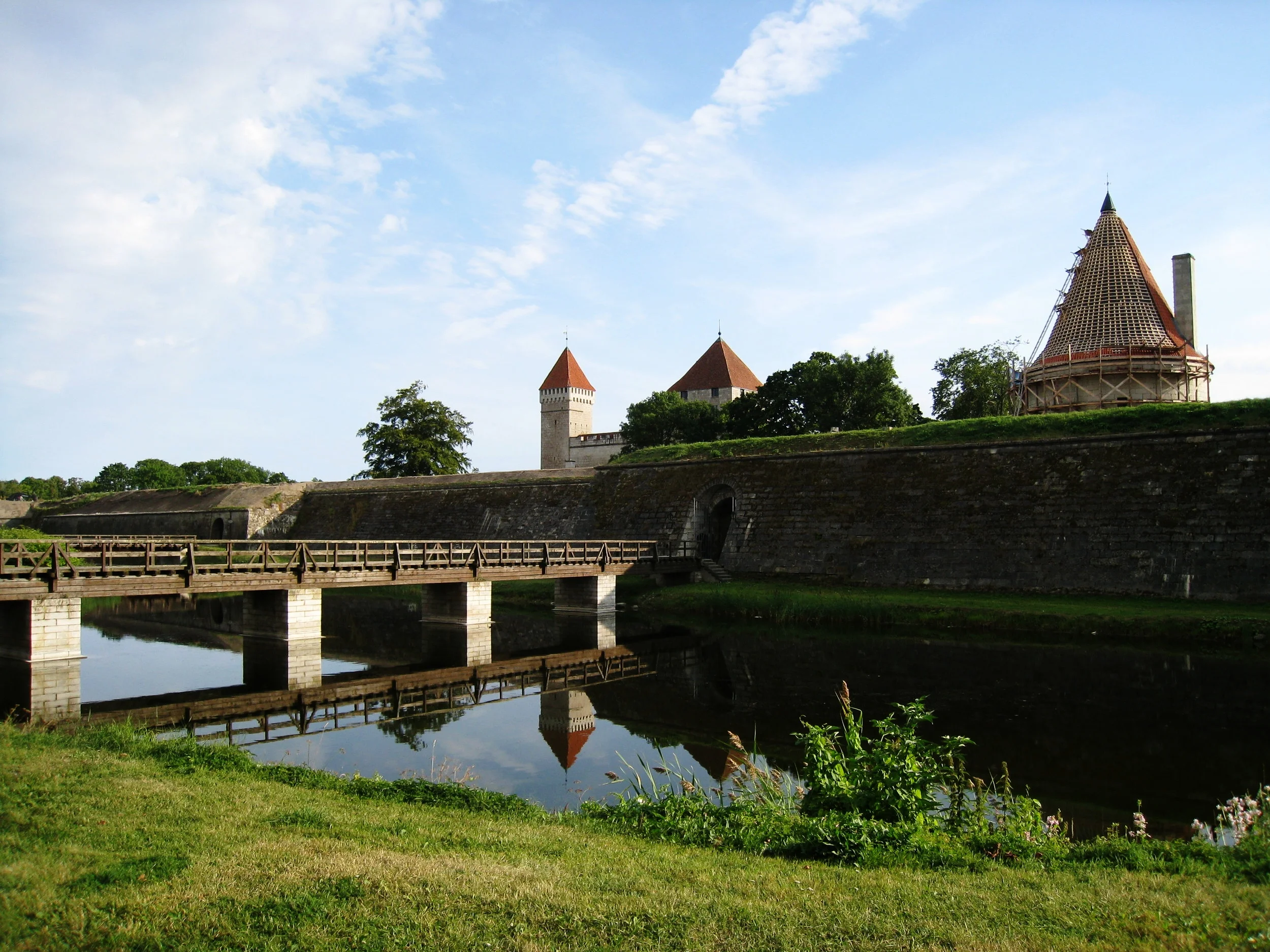  Saaremaa--Kuressaare--Moat and wall of the Fortress 