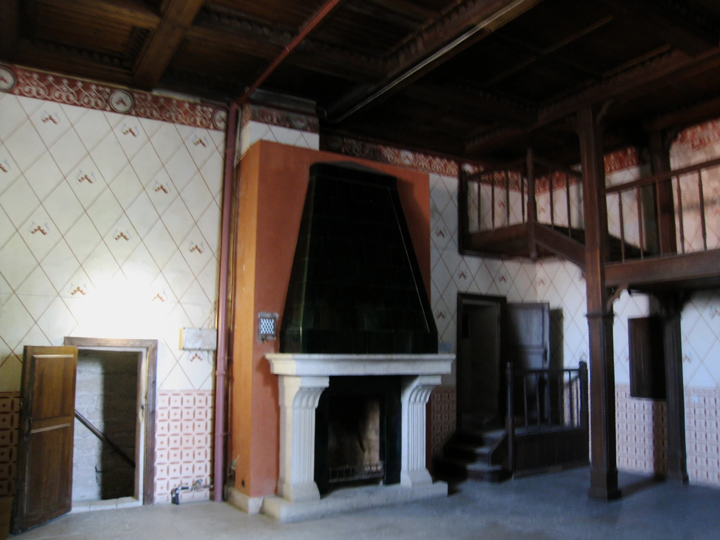  Saaremaa--Kuressaare--Fortress--Interior--Living quarters 