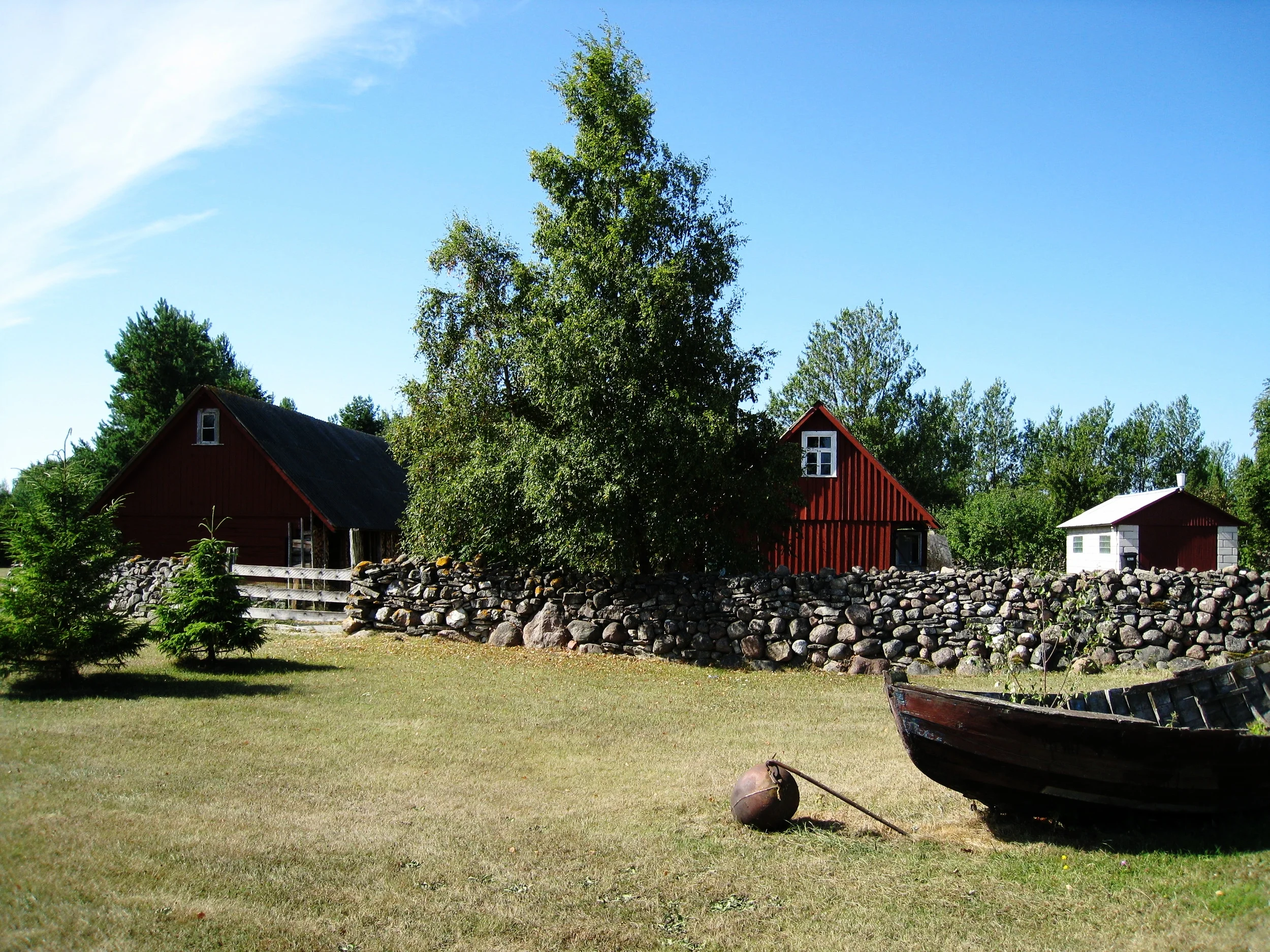  Saaremaa--Karala--Stone fence (no mortar)--Town voted most scenic by Estonians 
