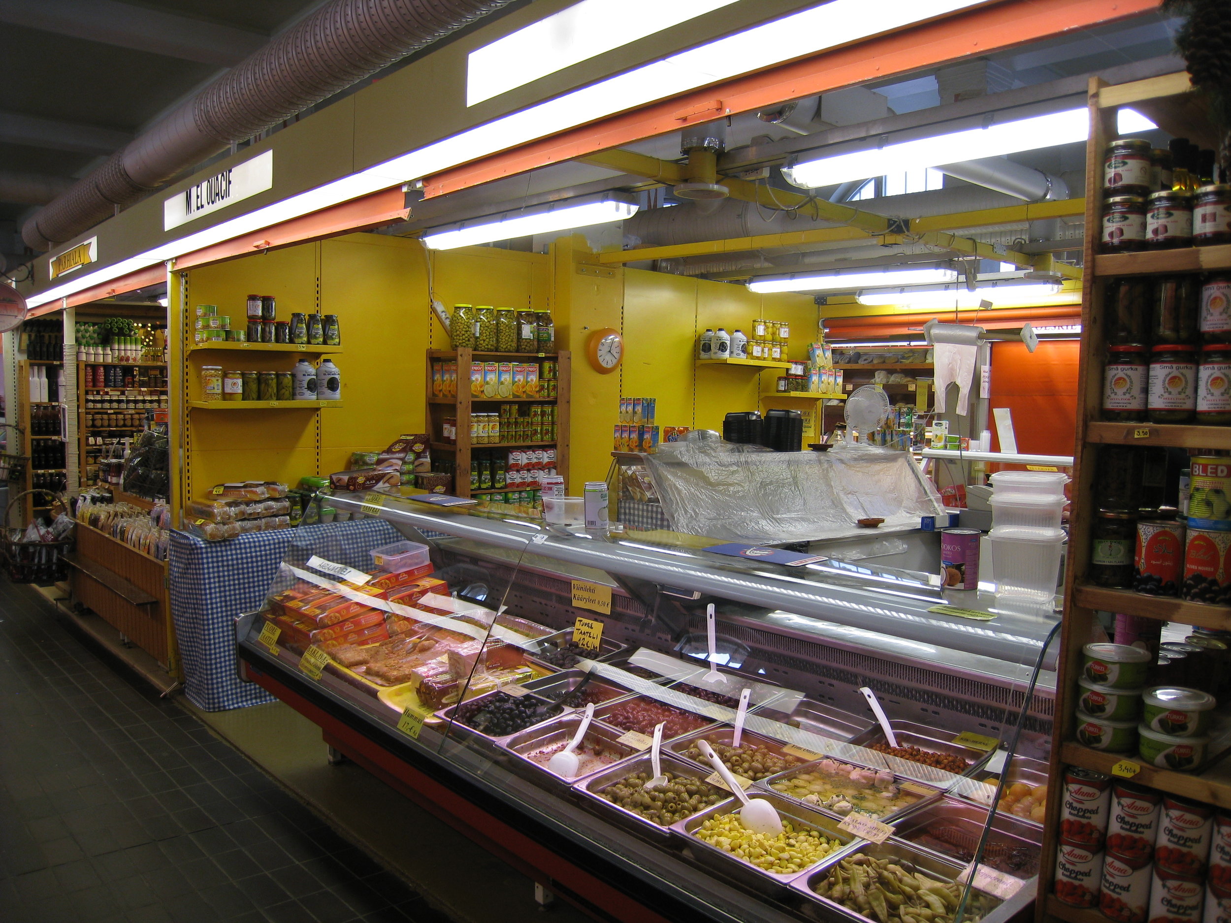  Helsinki--Central Market--interior--Deli 